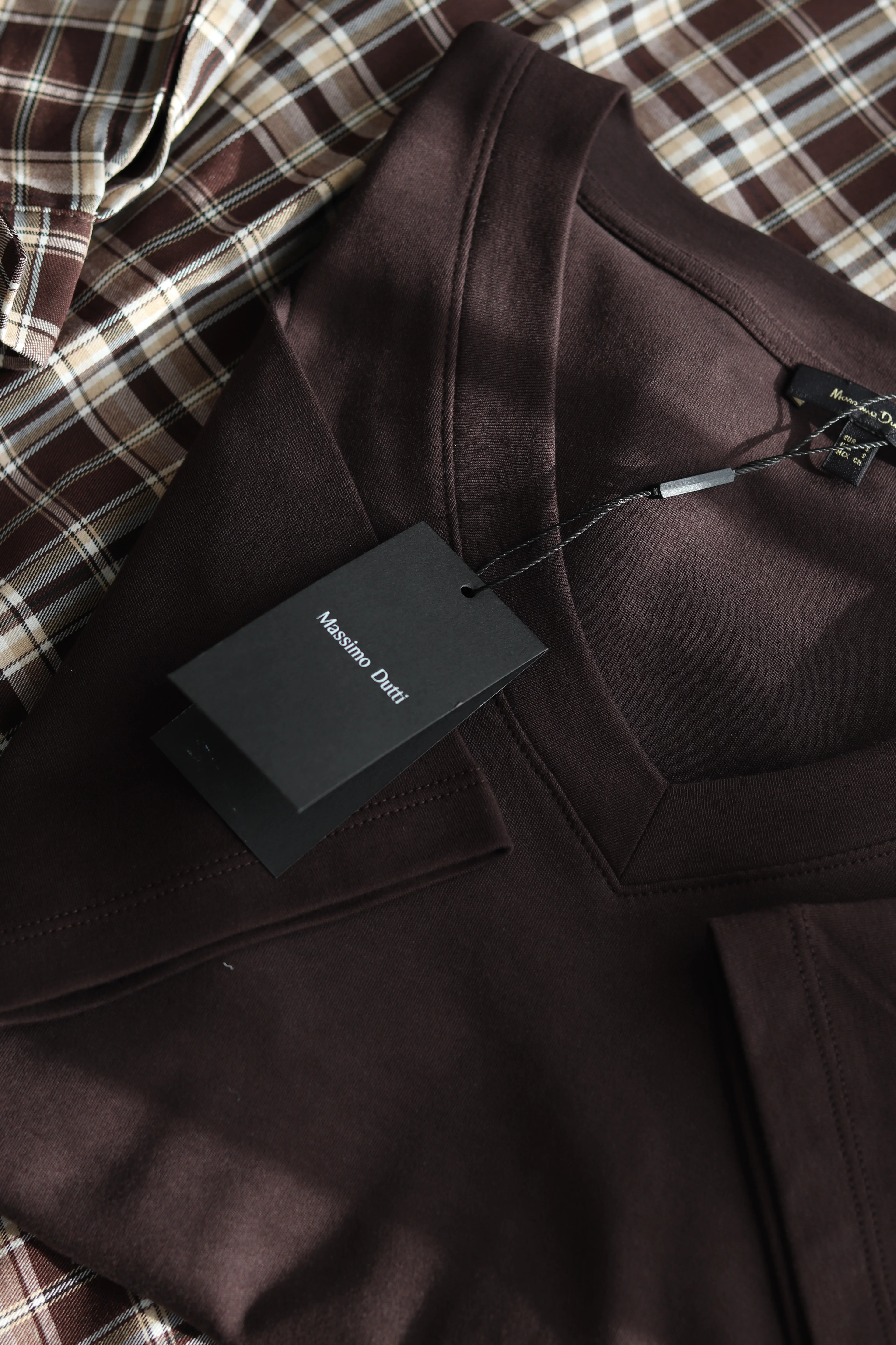 MD V Yaka Basic Tshirt - Kahverengi