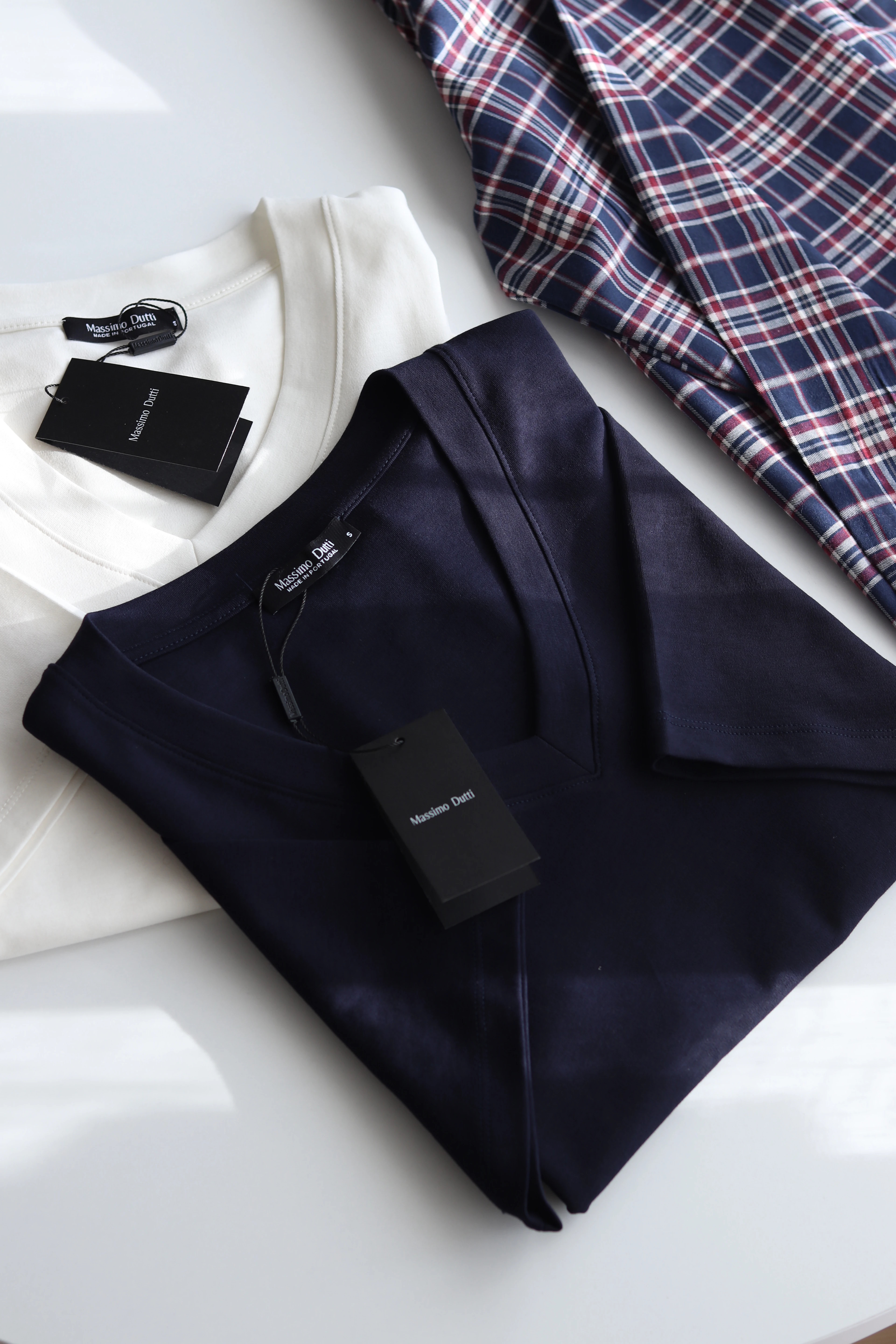 MD V Yaka Basic Tshirt - Lacivert