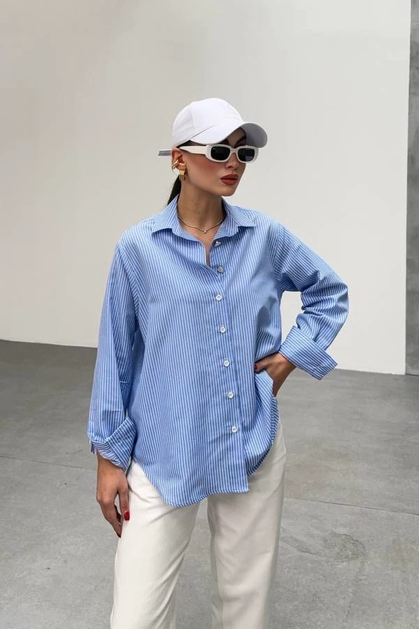 Taş Düğme Detaylı Çizgili Gömlek