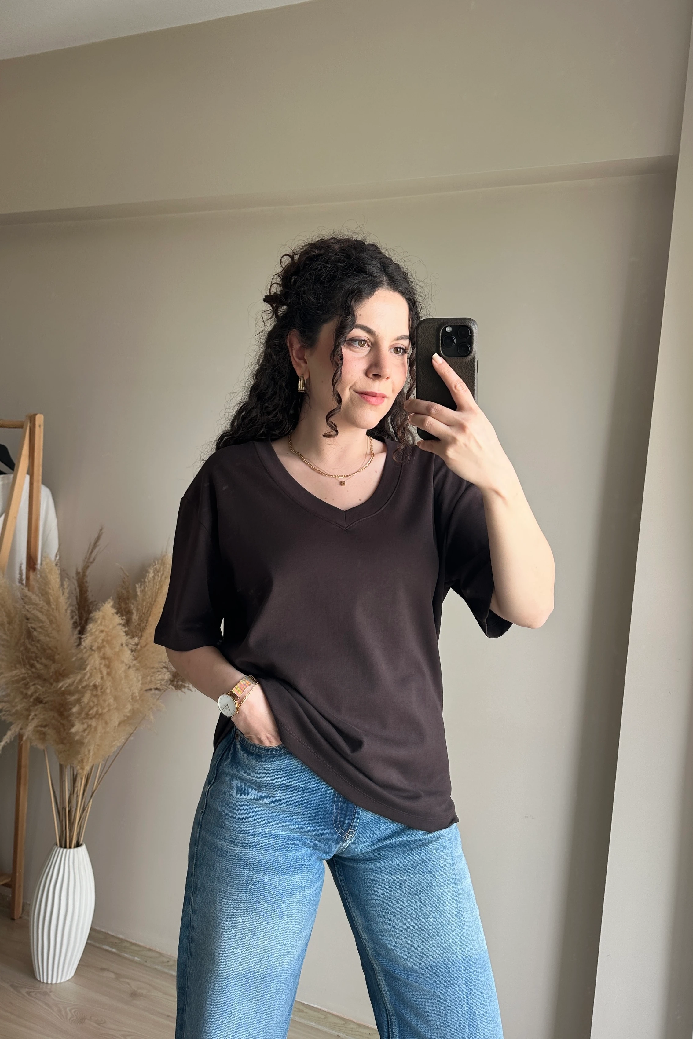 MD V Yaka Basic Tshirt - Kahverengi