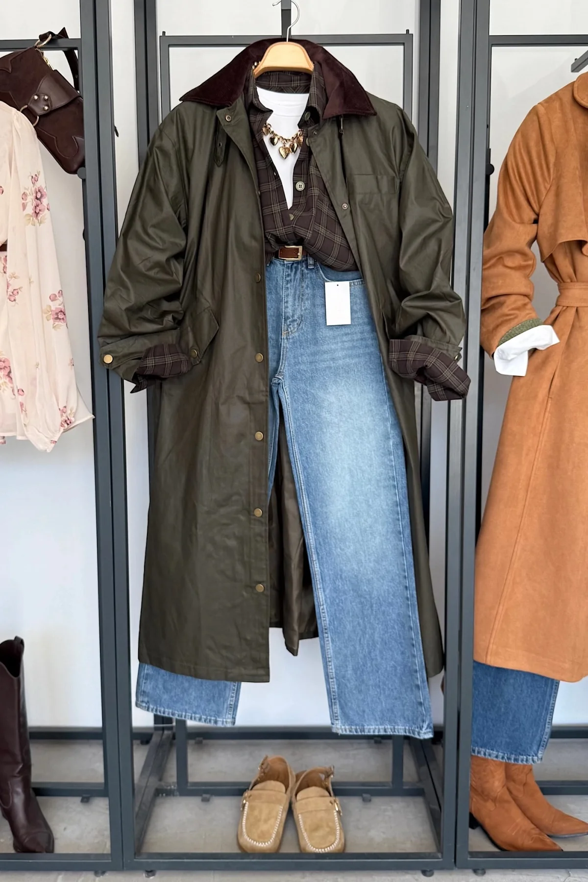 Marka Model Ekose Astarlı Yağlı Deri Trençkot