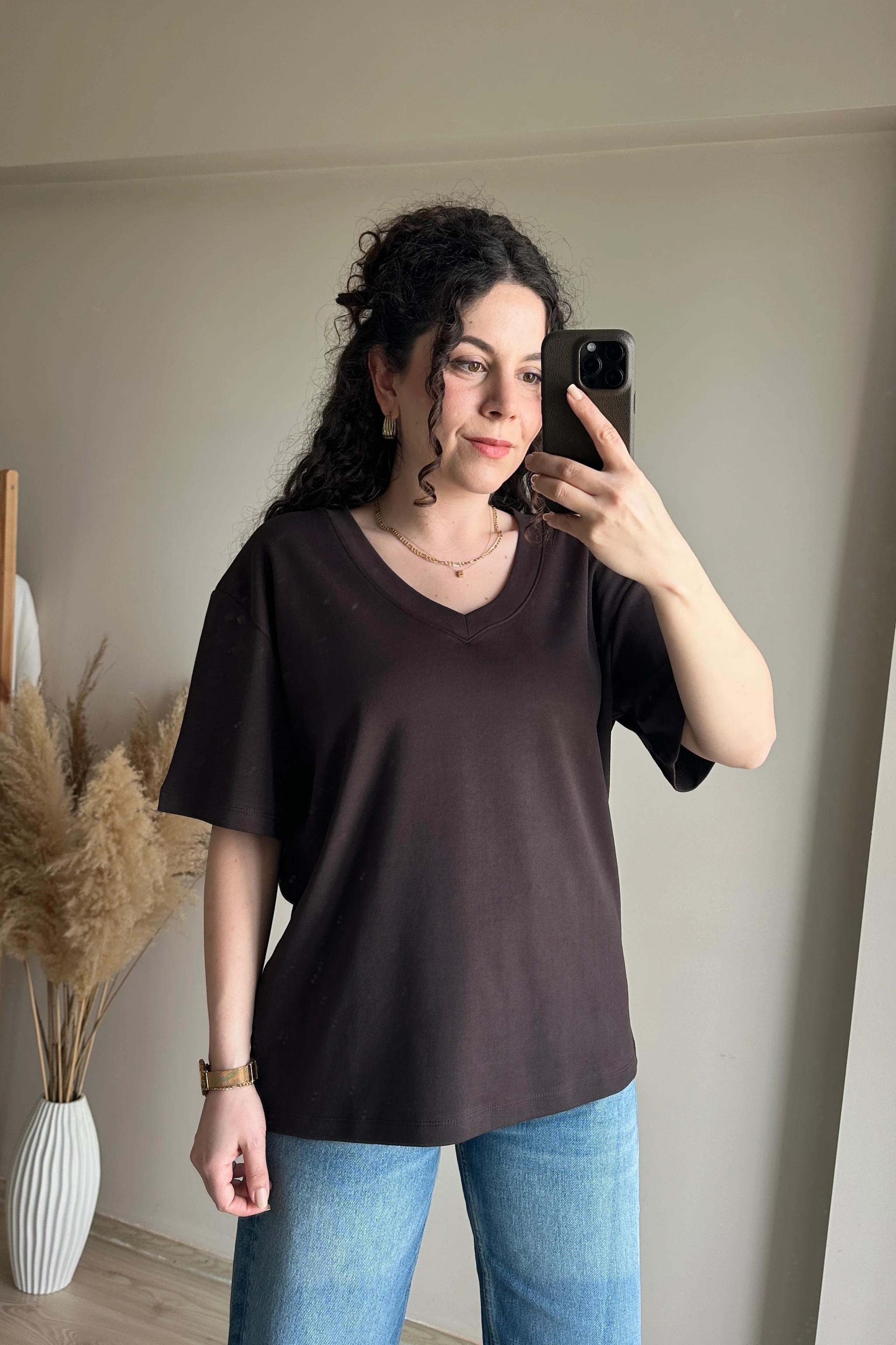 MD V Yaka Basic Tshirt - Kahverengi