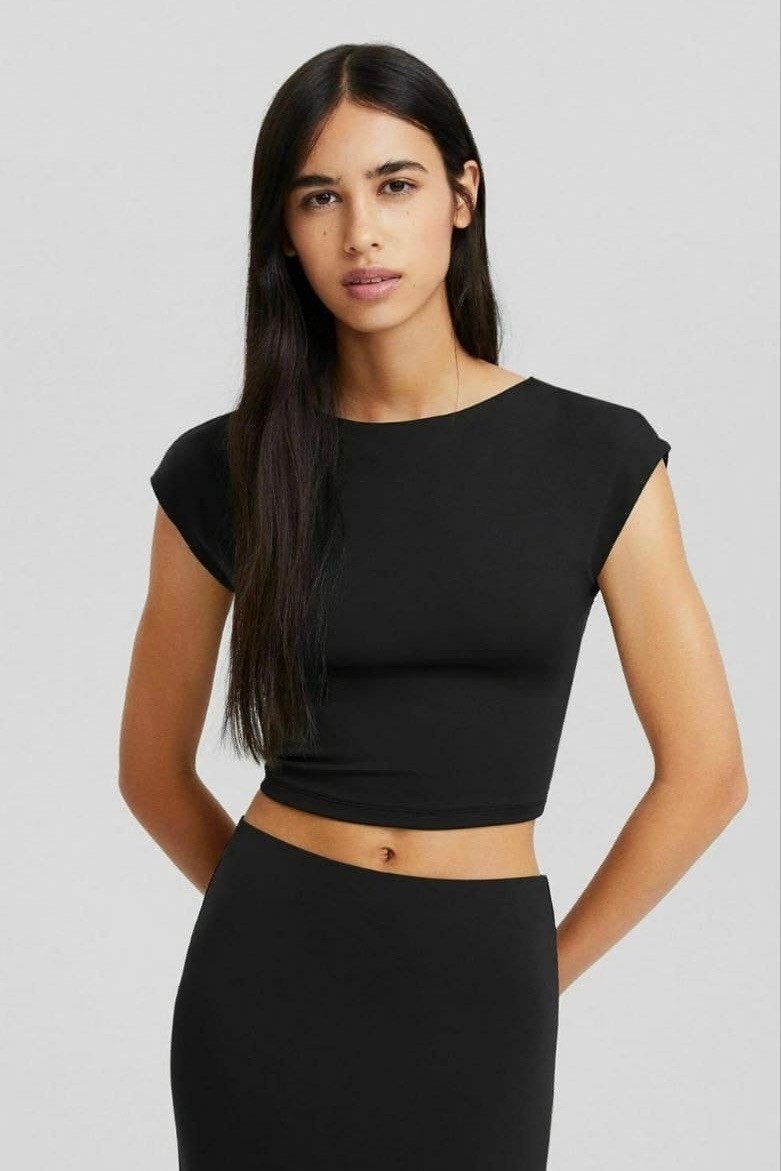 BRSHK Siyah Sırt Dekolteli Crop