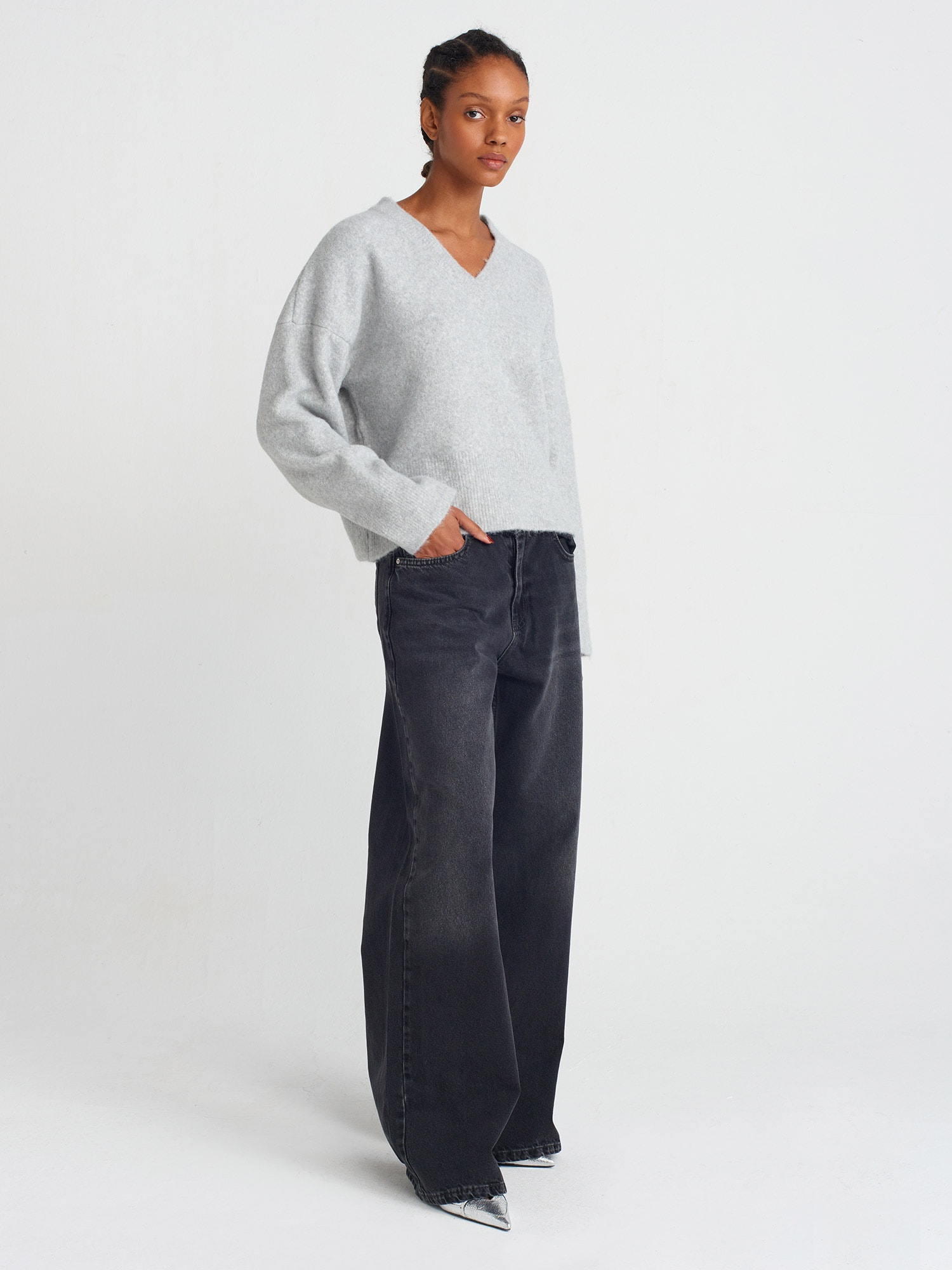 Mona V Yaka Yumuşak Dokulu Triko Kazak - Gri