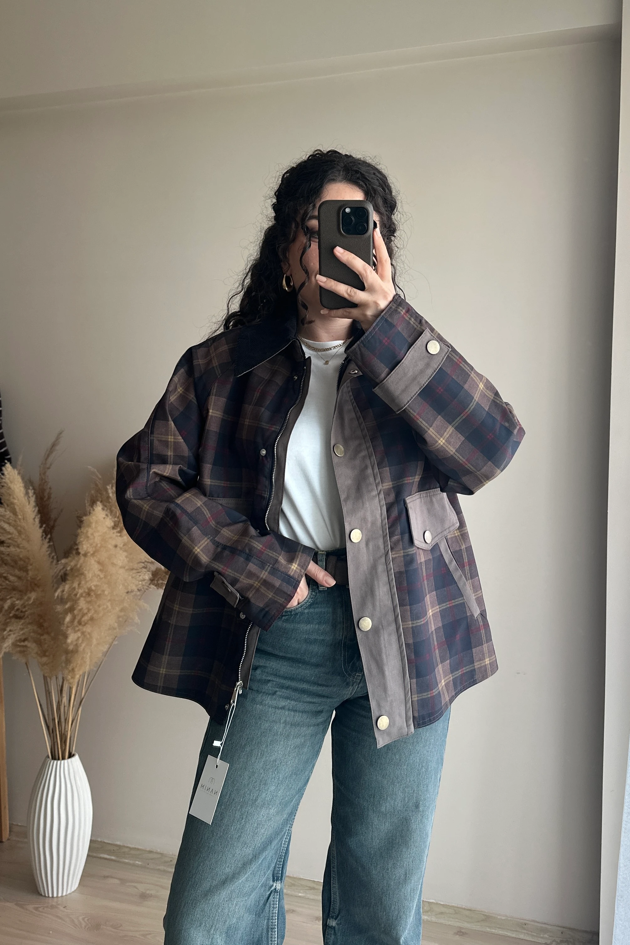 MNG Model Kontrast Yaka Parka