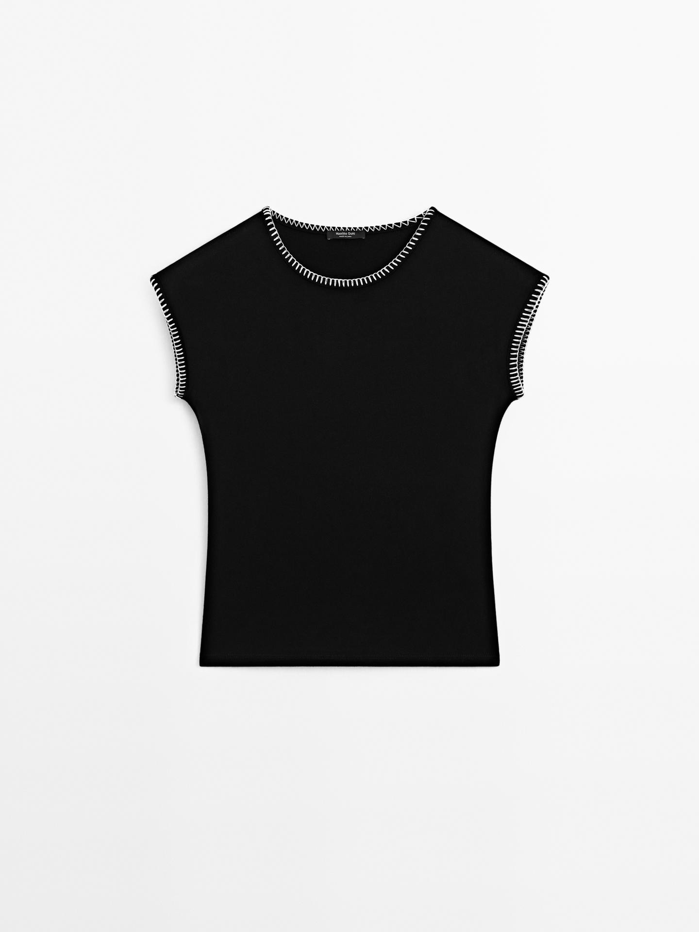 MD Nakış Detaylı Tshirt
