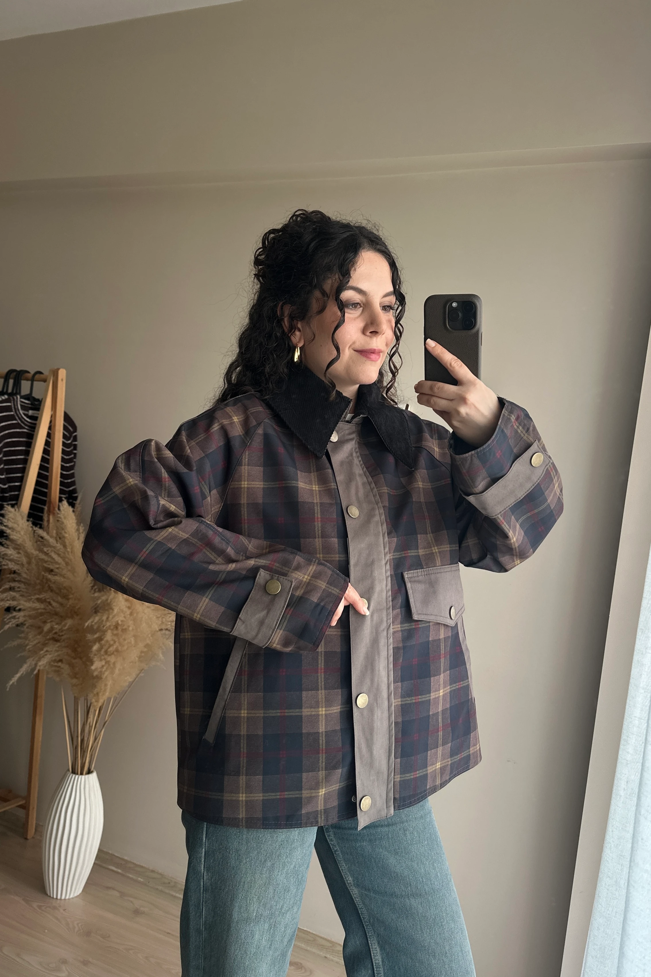 MNG Model Kontrast Yaka Parka