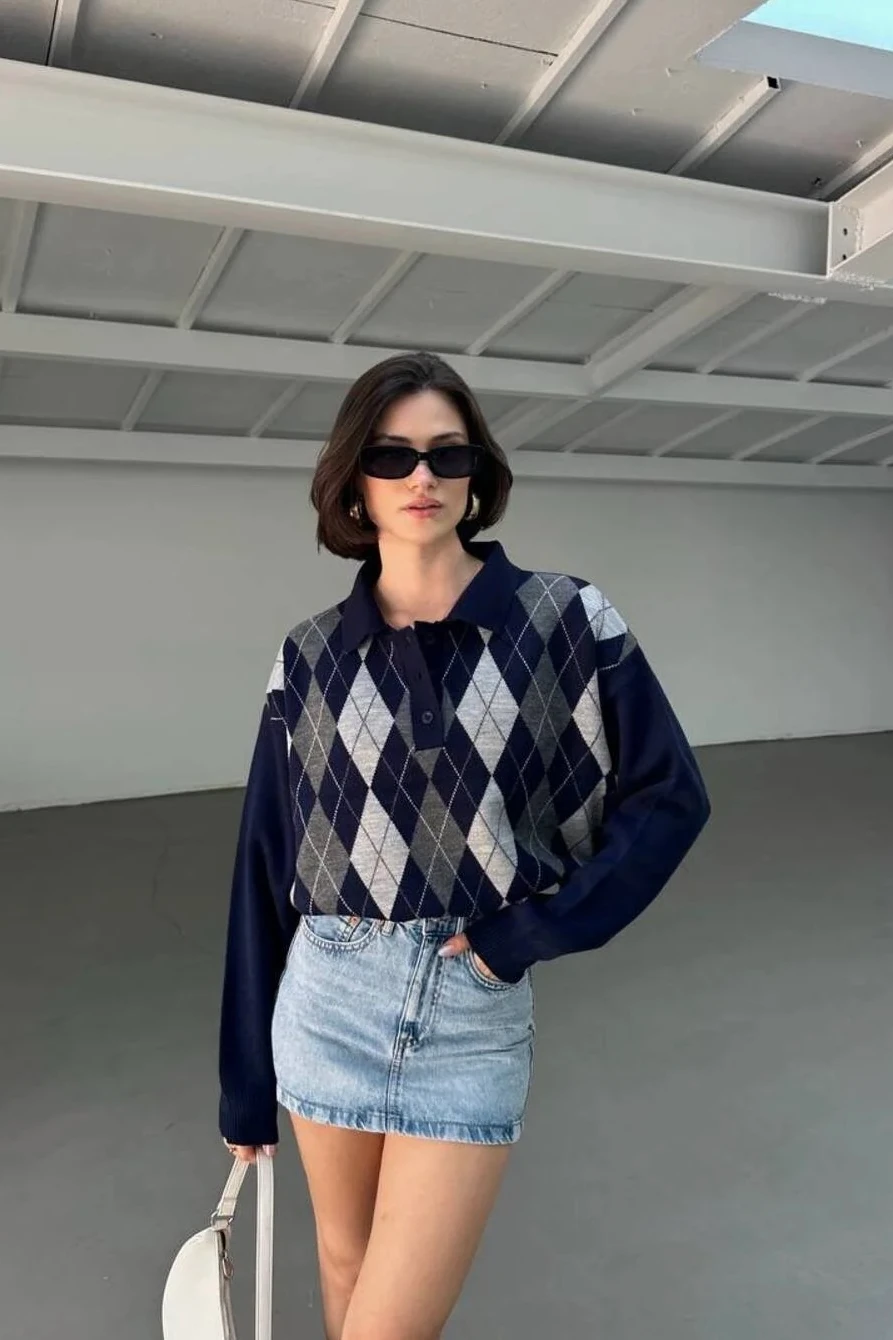 Baklava Desenli Polo Yaka Kazak