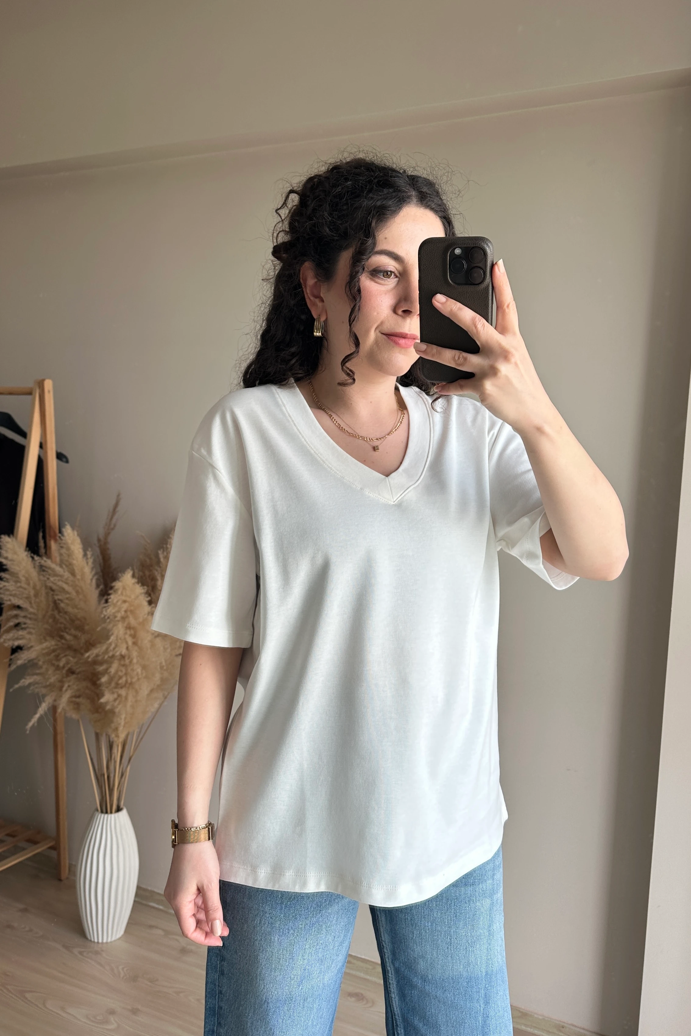 MD V Yaka Basic Tshirt - Ekru