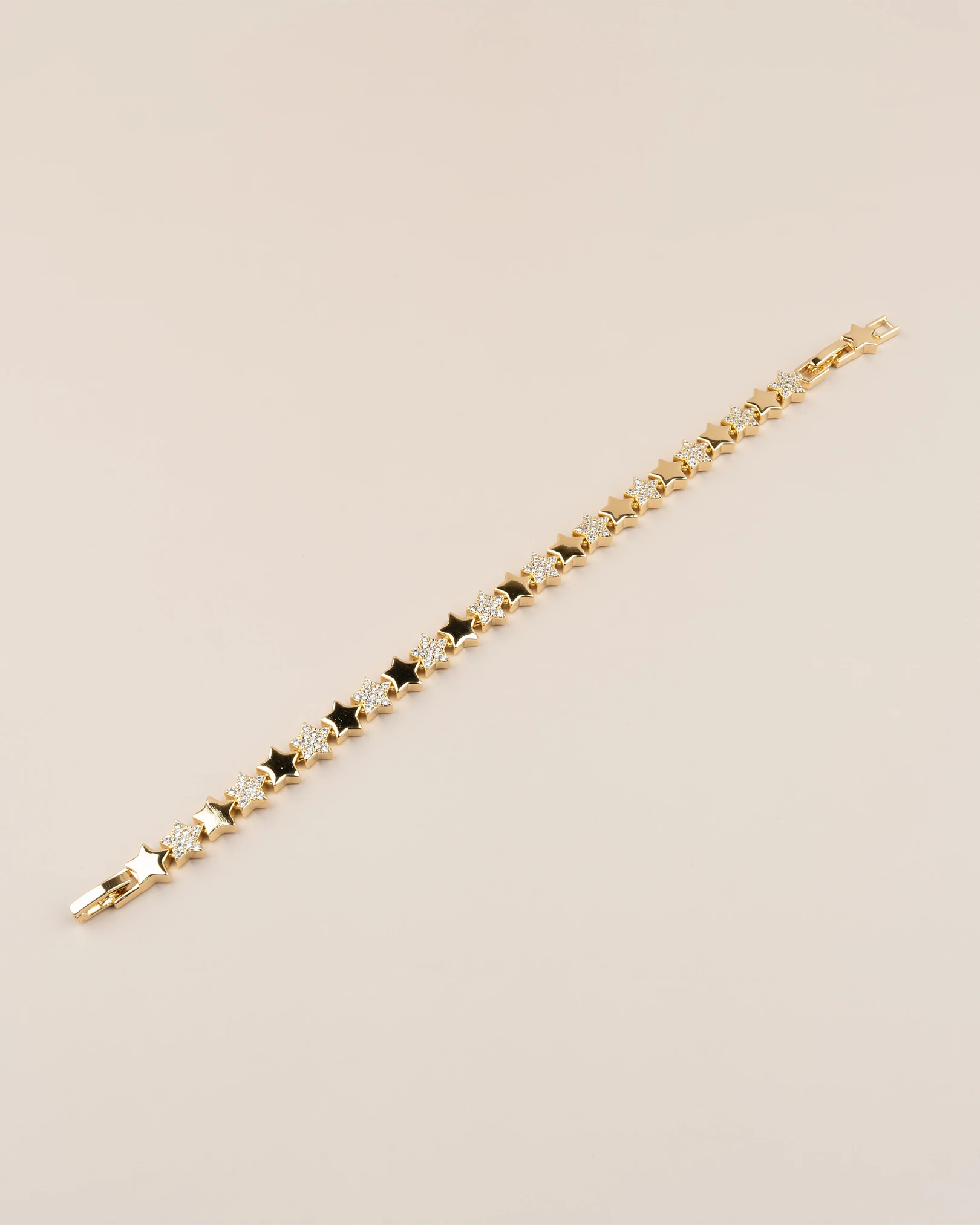 Lystara Gömme Taşlı Yıldız Model Altın Kaplama Bileklik