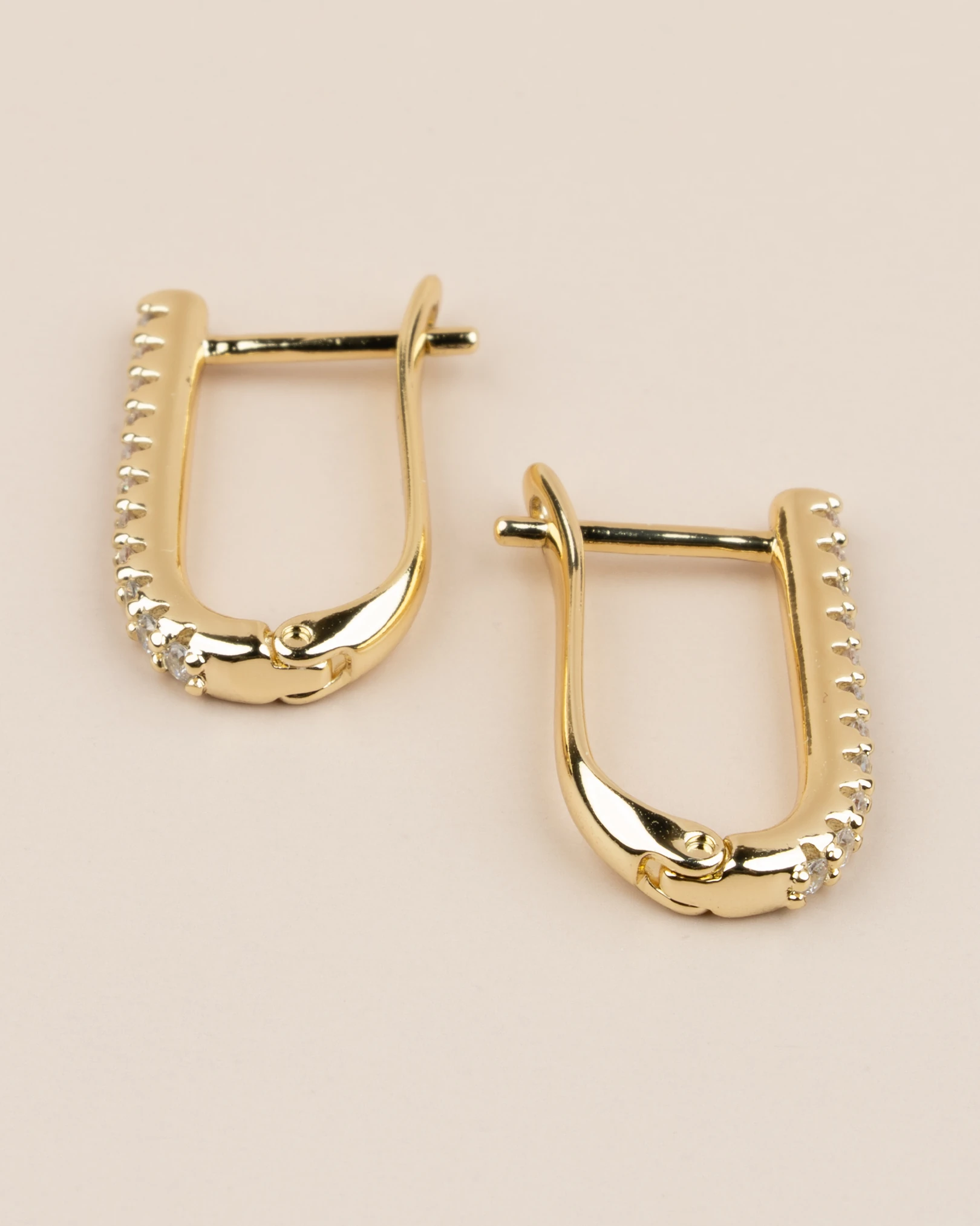 Serenelle Gömme Zirkon Taşlı İnce U Xuping Küpe