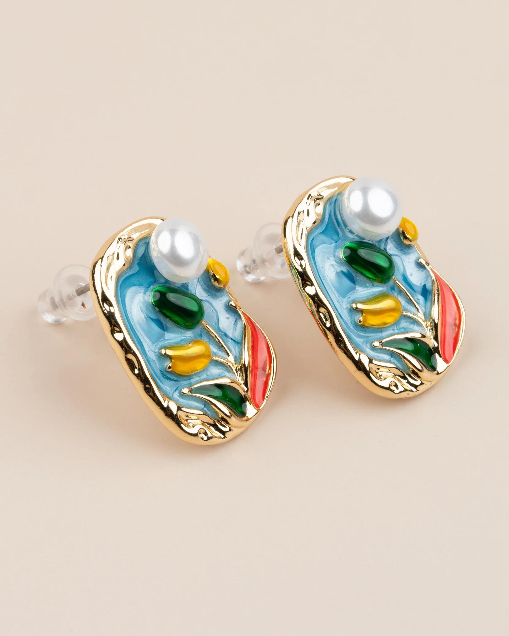 Loriva Lale Motifli İncili Sanat Küpe