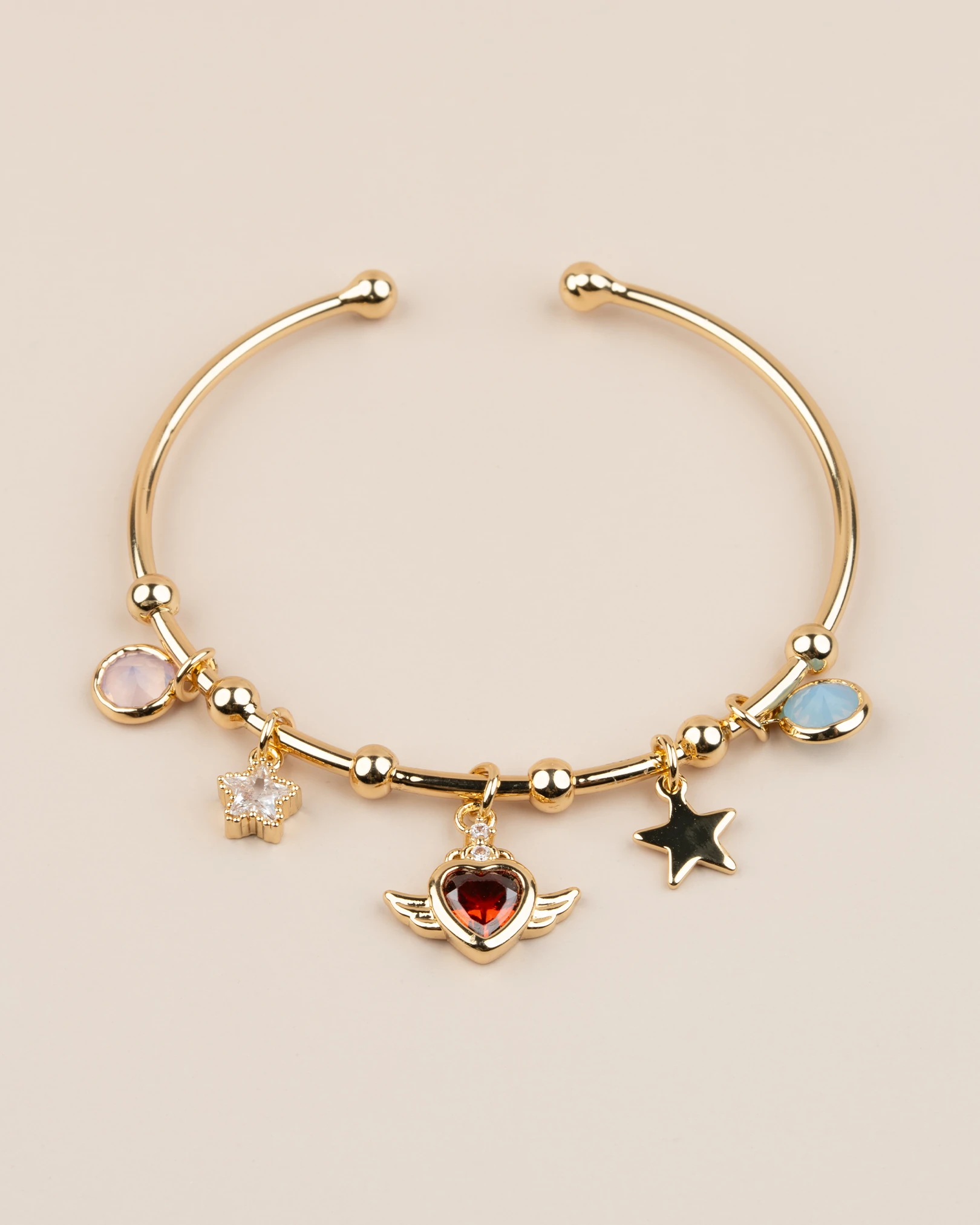 Coralia Ayarlanabilir Kanatlı Kalpli Charm Kelepçe Bileklik
