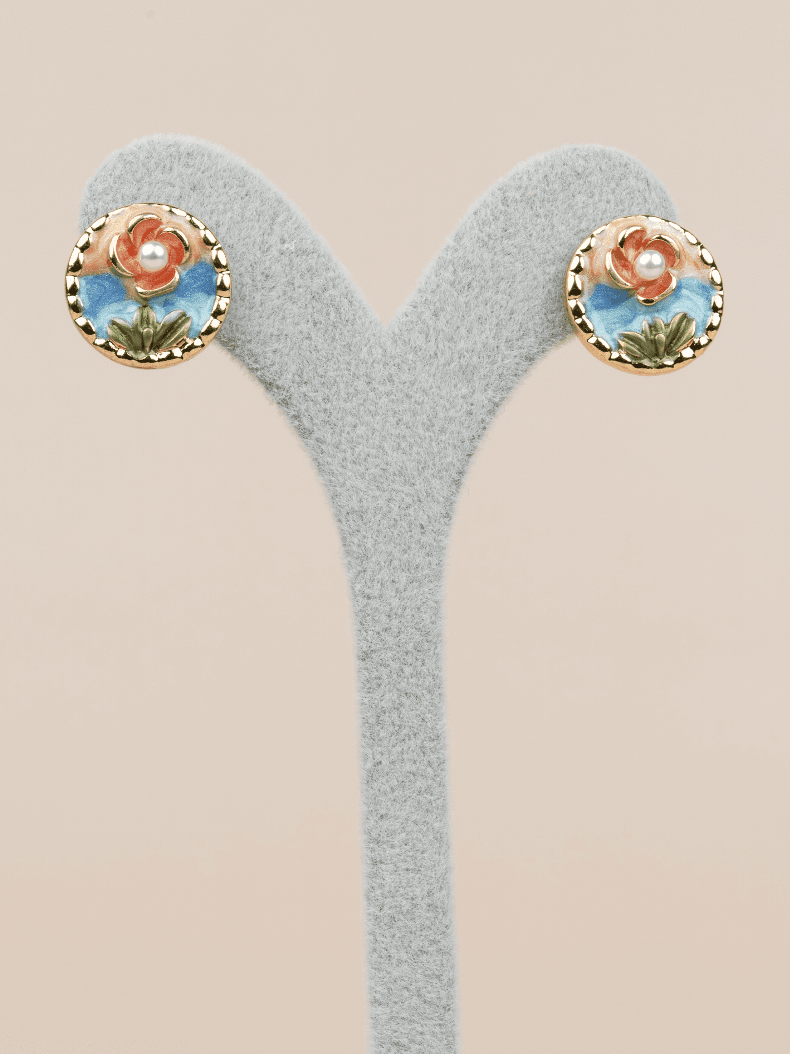 Florencia Mineli Çiçek Motifli İncili Minimal Vintage Sanat Küpe