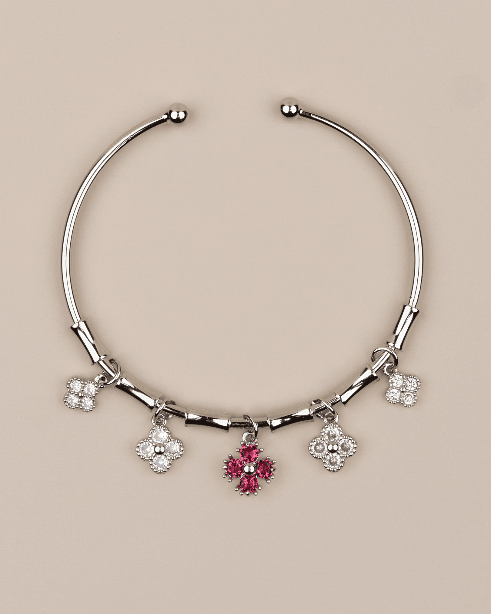 Fiora Ayarlanabilir Pembe Çiçekli Charm Kelepçe Bileklik - Gümüş