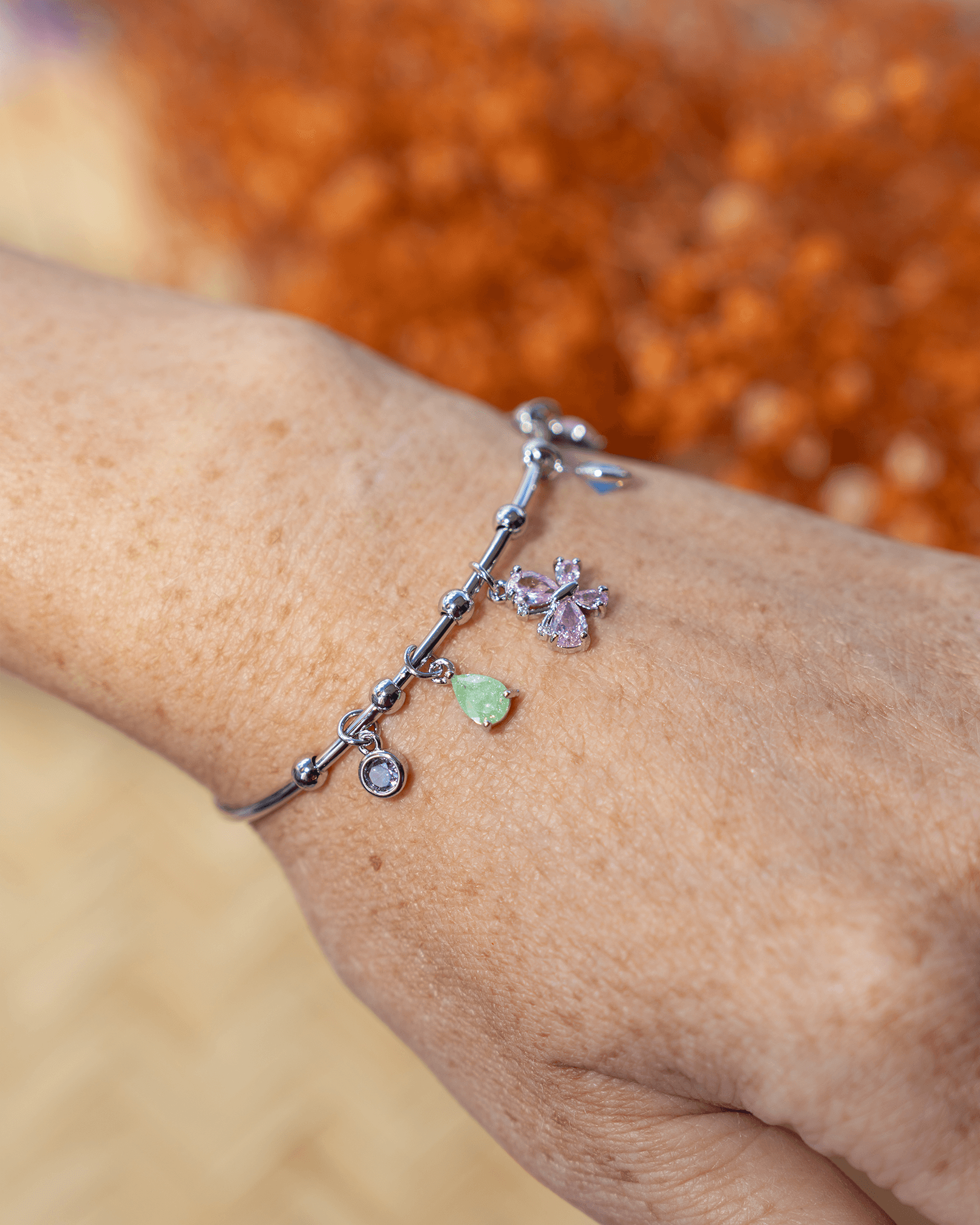 Ayarlanabilir Kelebekli Charm Kelepçe Bileklik - Gümüş
