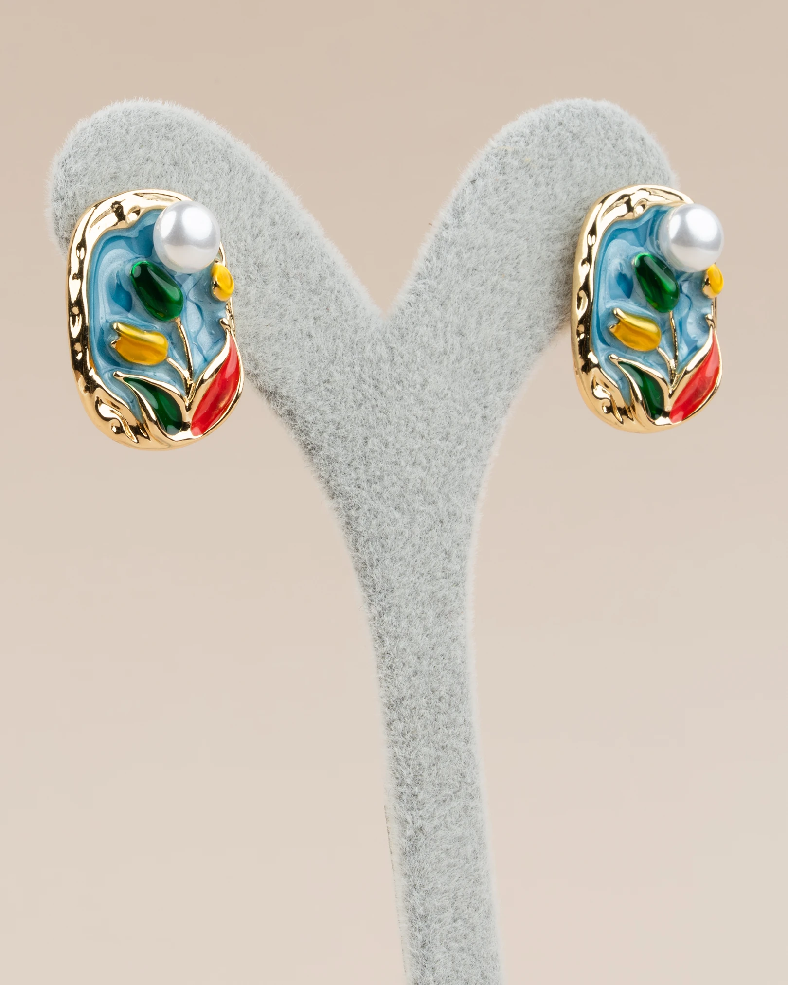 Loriva Lale Motifli İncili Sanat Küpe