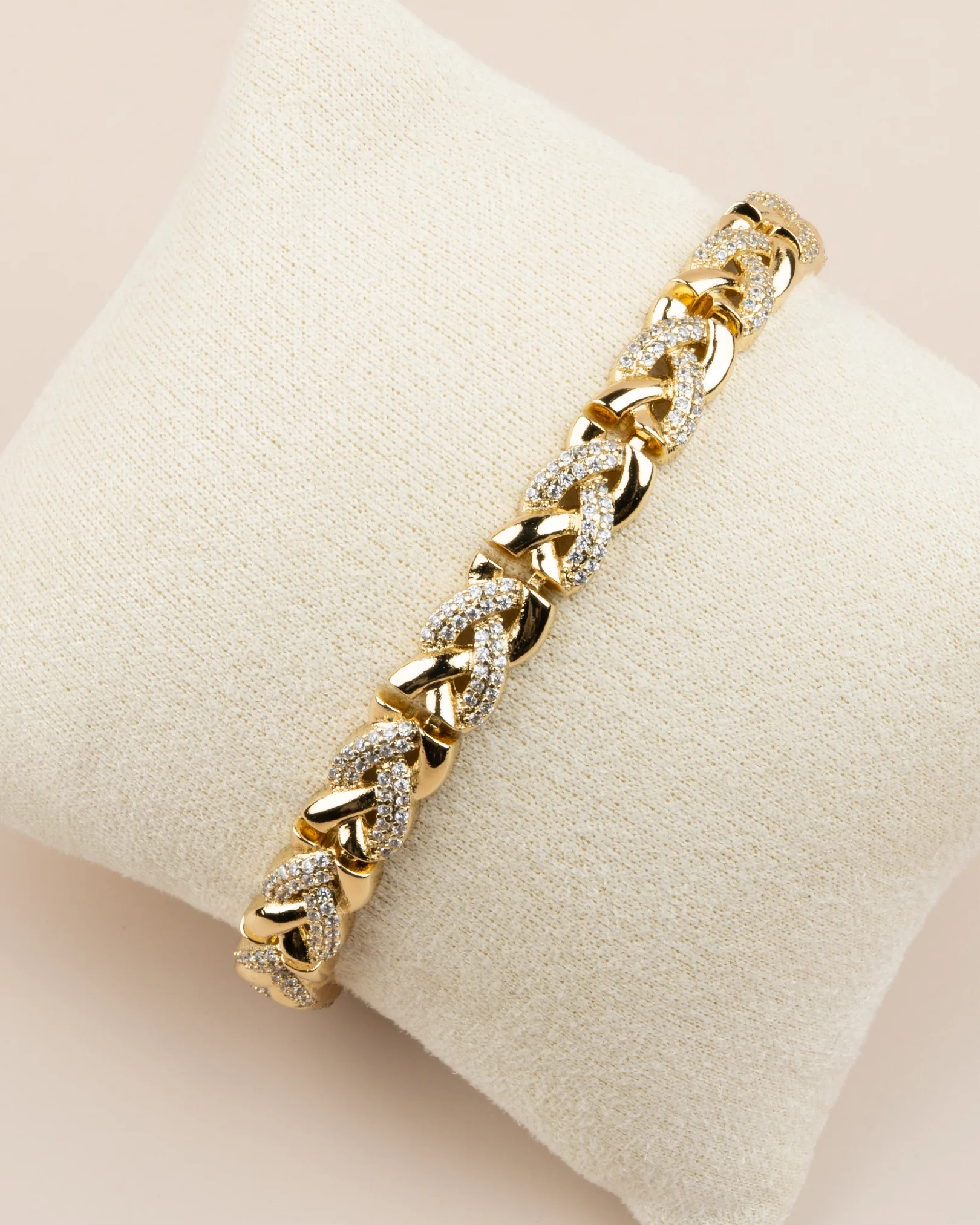 Lurevya Gömme Taşlı Üç Örgü Xuping Bileklik