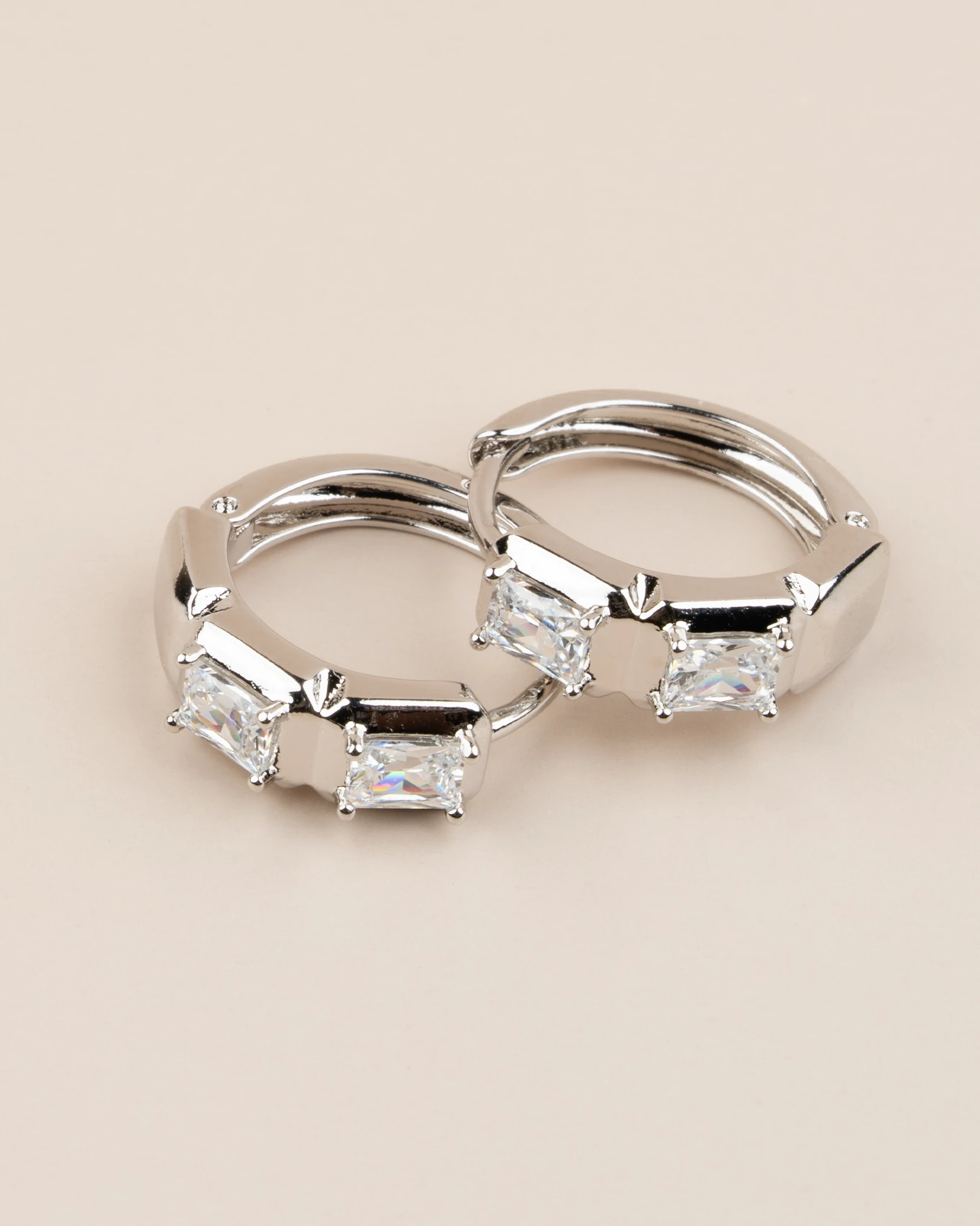 Duvera Zirkon Taşlı Halka Xuping Küpe