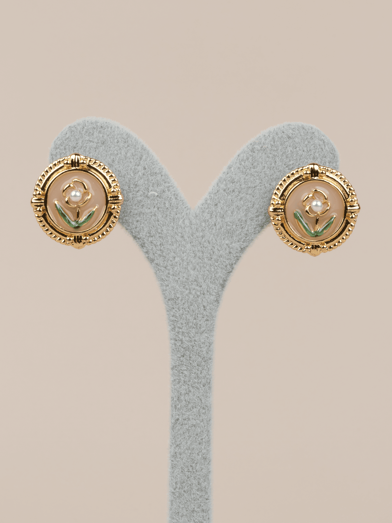 Clémira Mineli Çiçek Motifli İncili Minimal Sanat Küpe - Gold