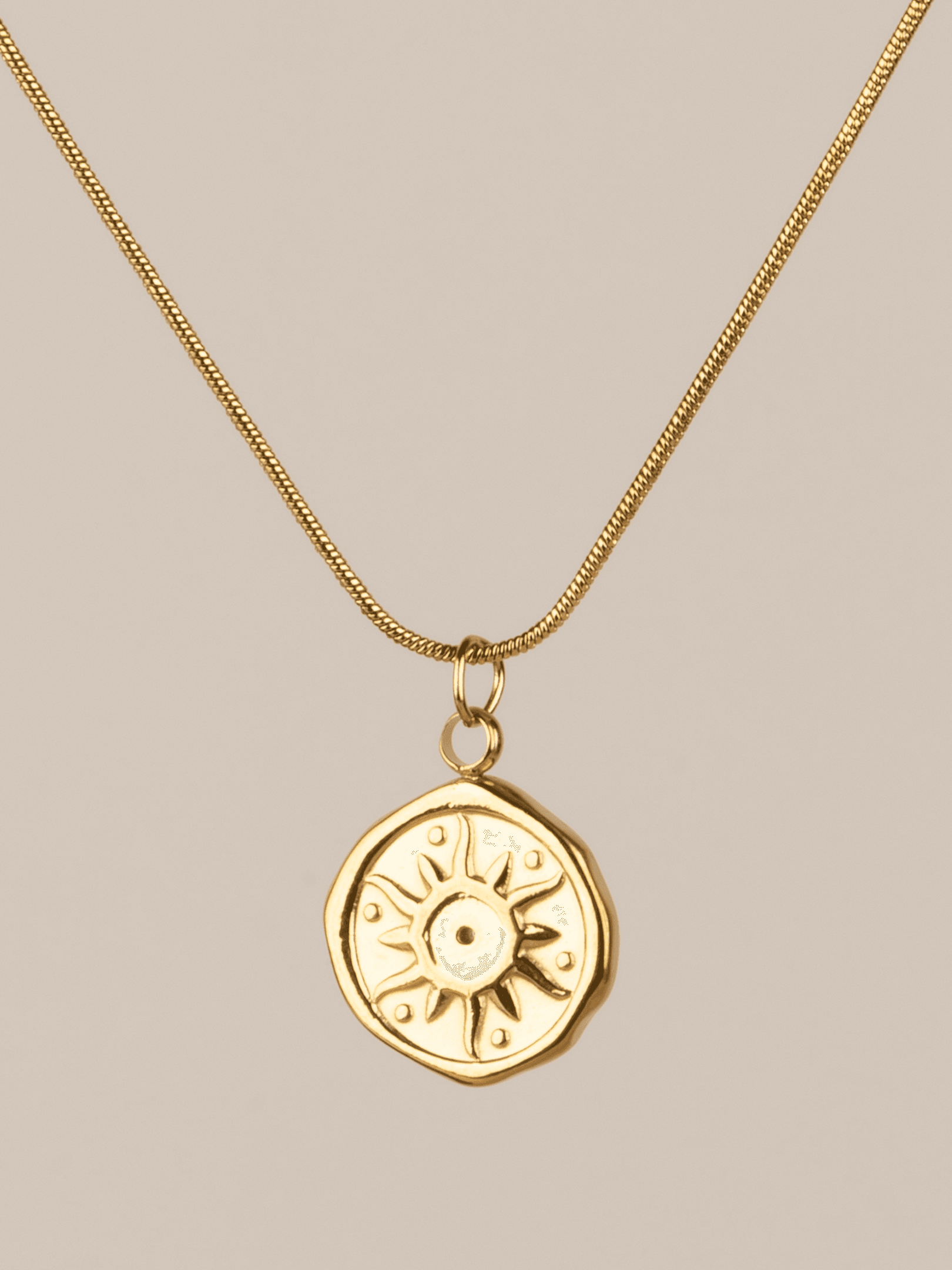 Solanis Minimal Güneş Çelik Kolye - Gold