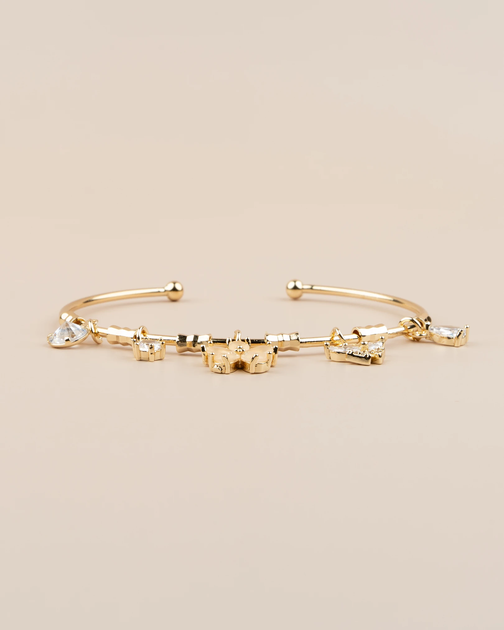 Bloomera Ayarlanabilir Çiçekli Charm Kelepçe Bileklik