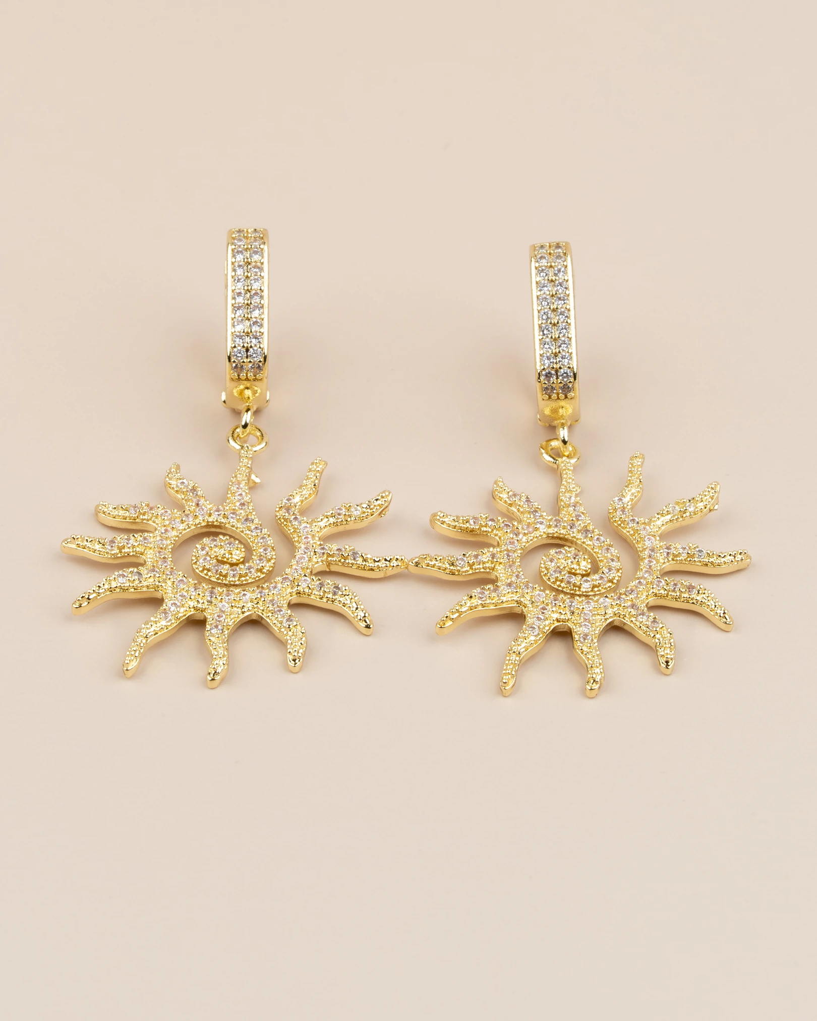 Solynora Altın Kaplama Zirkon Taşlı Güneş Küpe