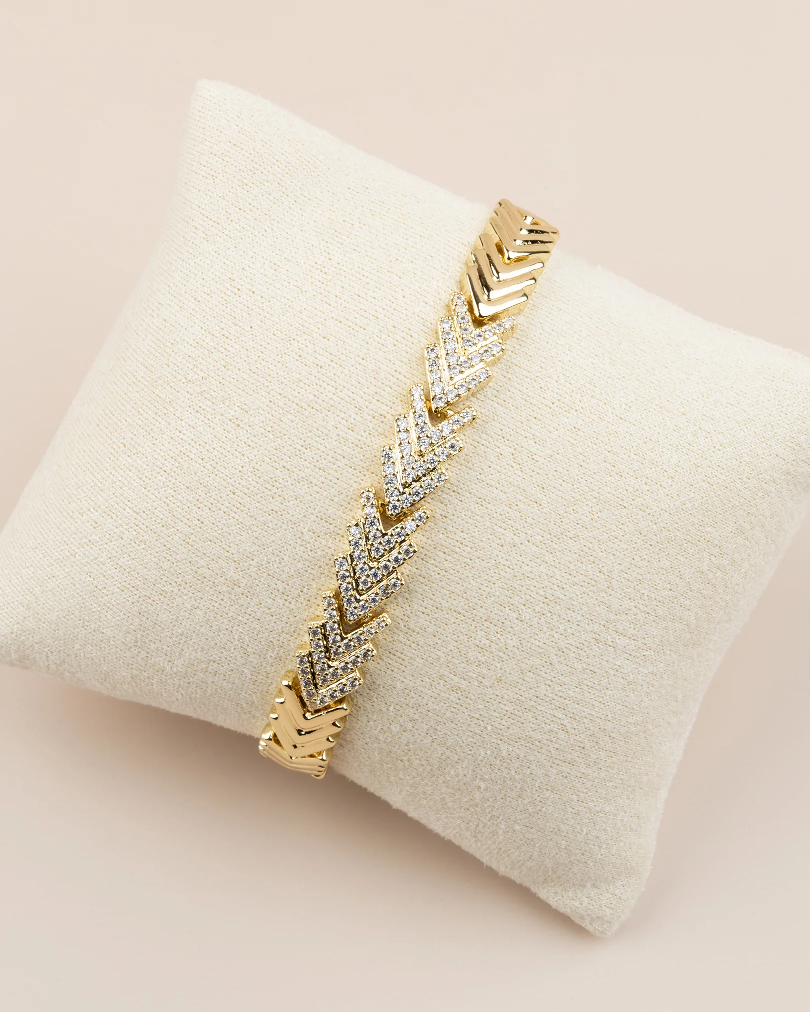 Velmira 14K Xuping V Çavuş Model Bileklik