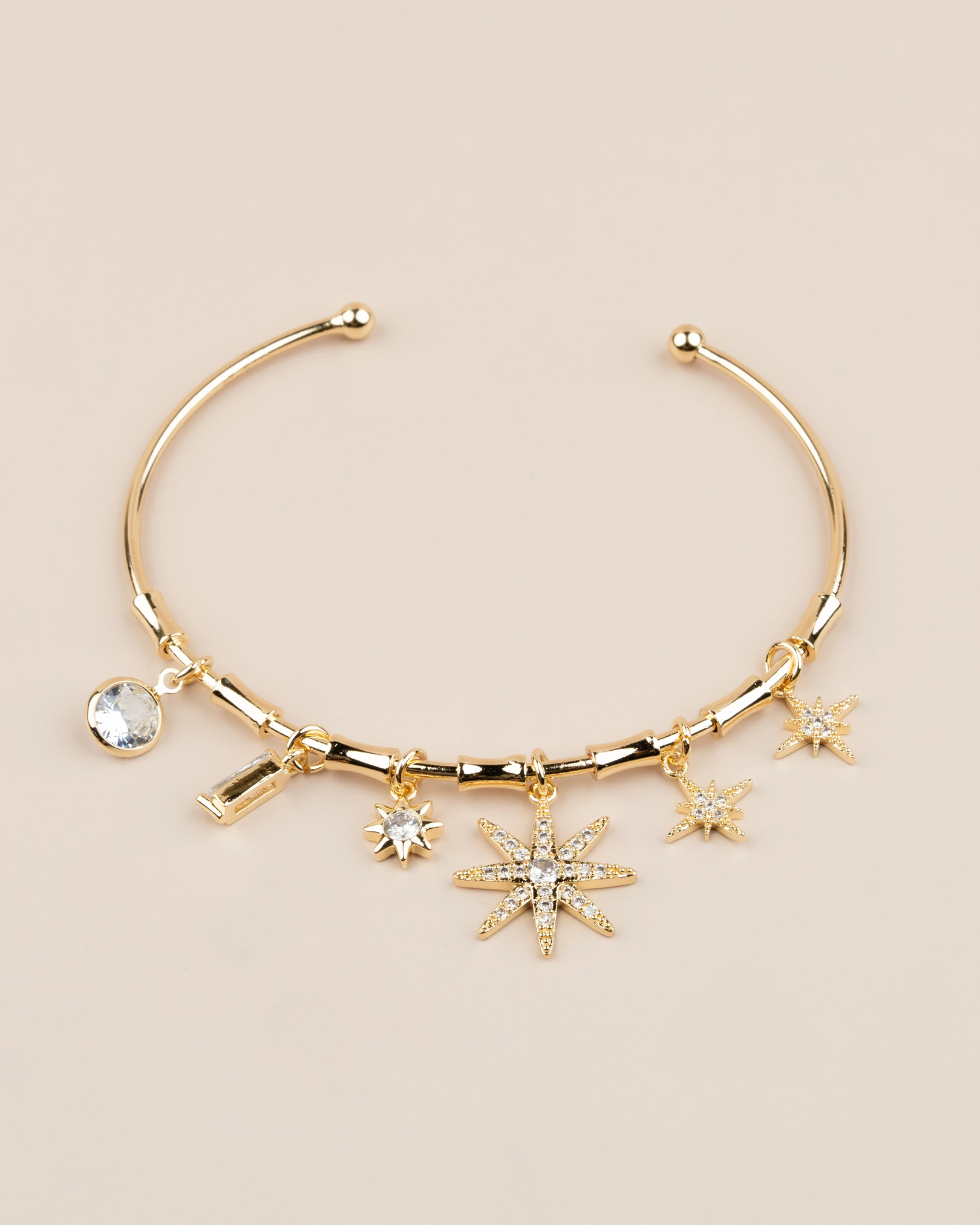 Asterin Ayarlanabilir Yıldız Charm Kelepçe Bileklik - Gold