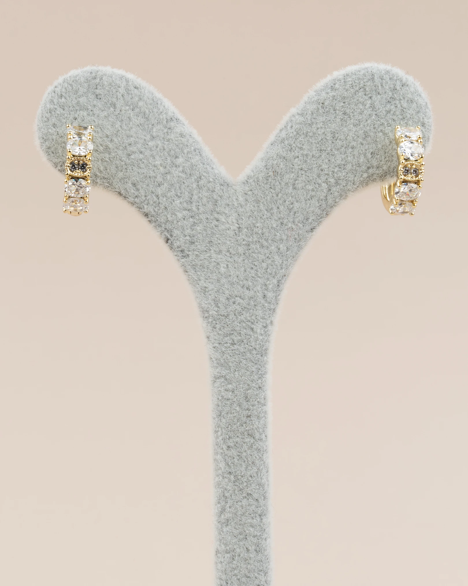 Celvia Minimal Zirkon Taşlı Halka Xuping Küpe