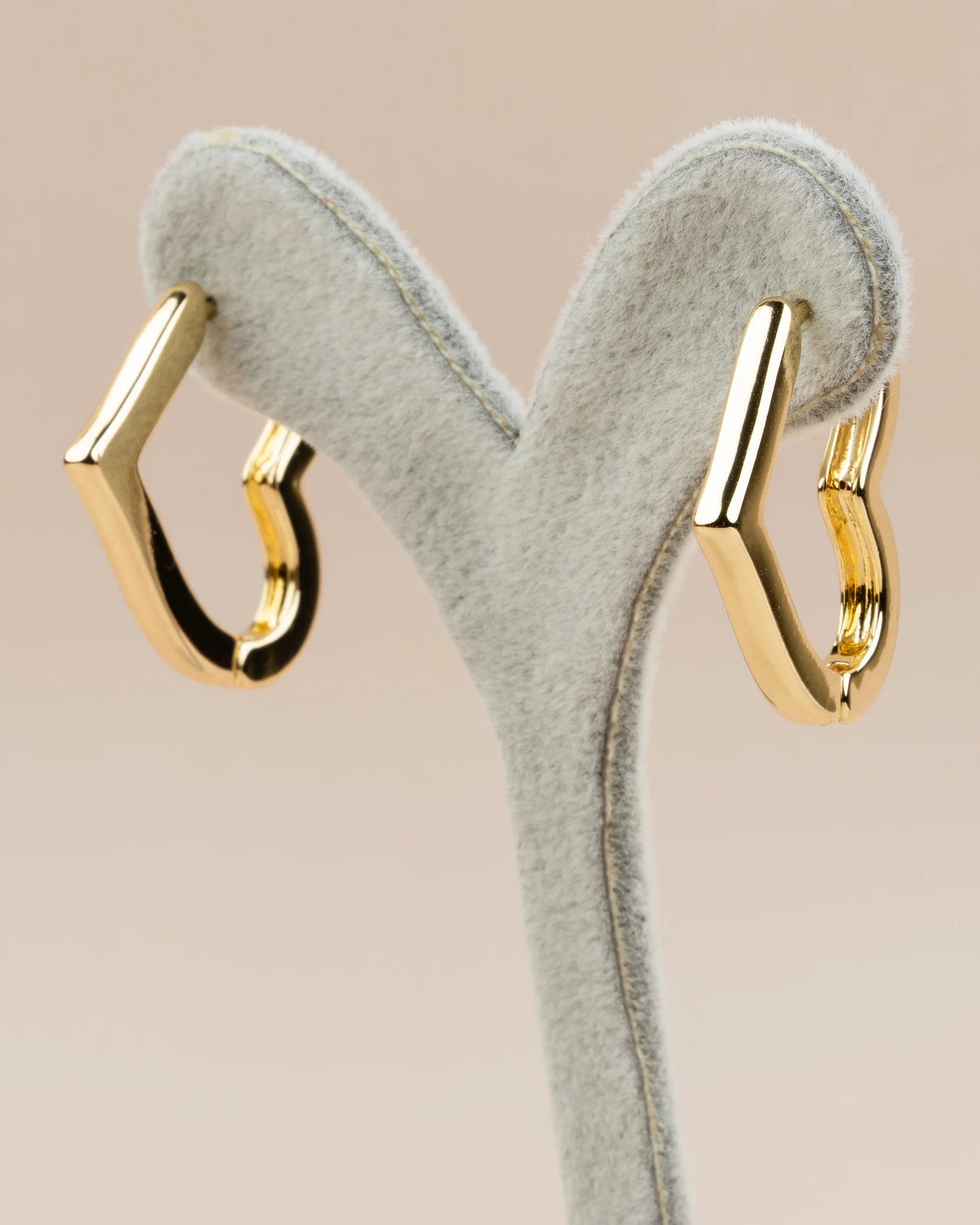 Lovelle Kalpli Halka Çelik Küpe