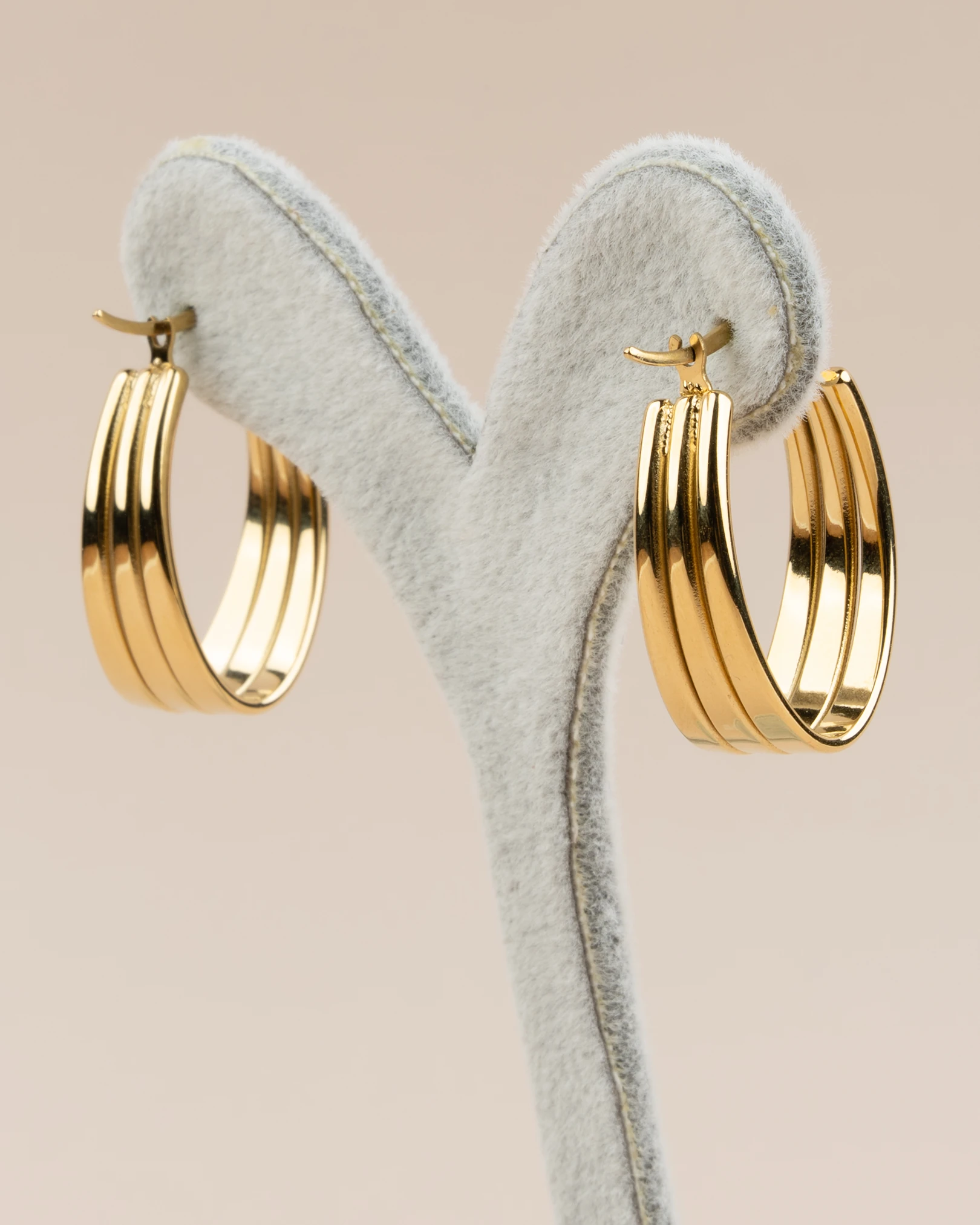 Solyn Oval Halka Çelik Küpe