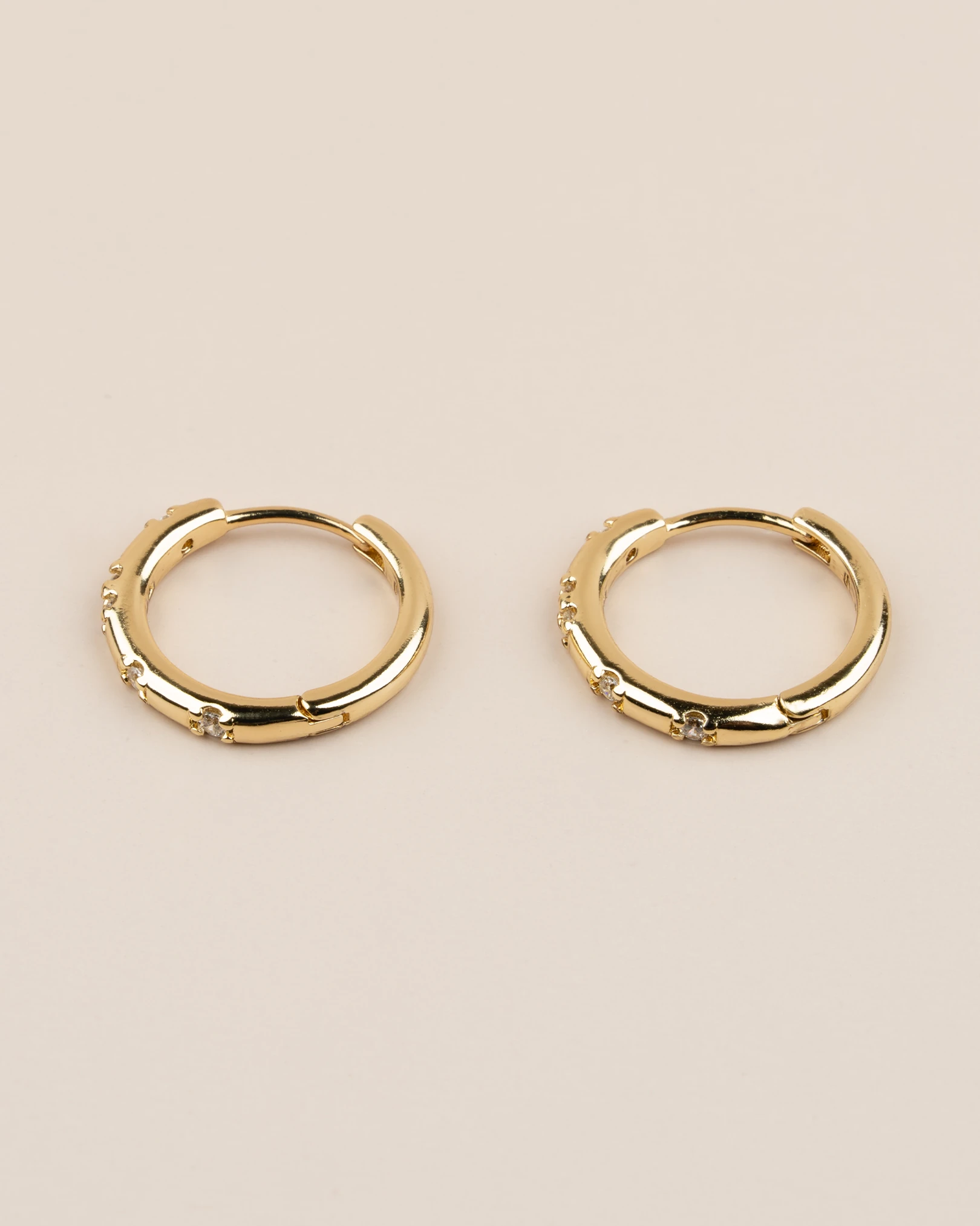 Orlisse Zirkon Taşlı İnce Halka Xuping Küpe