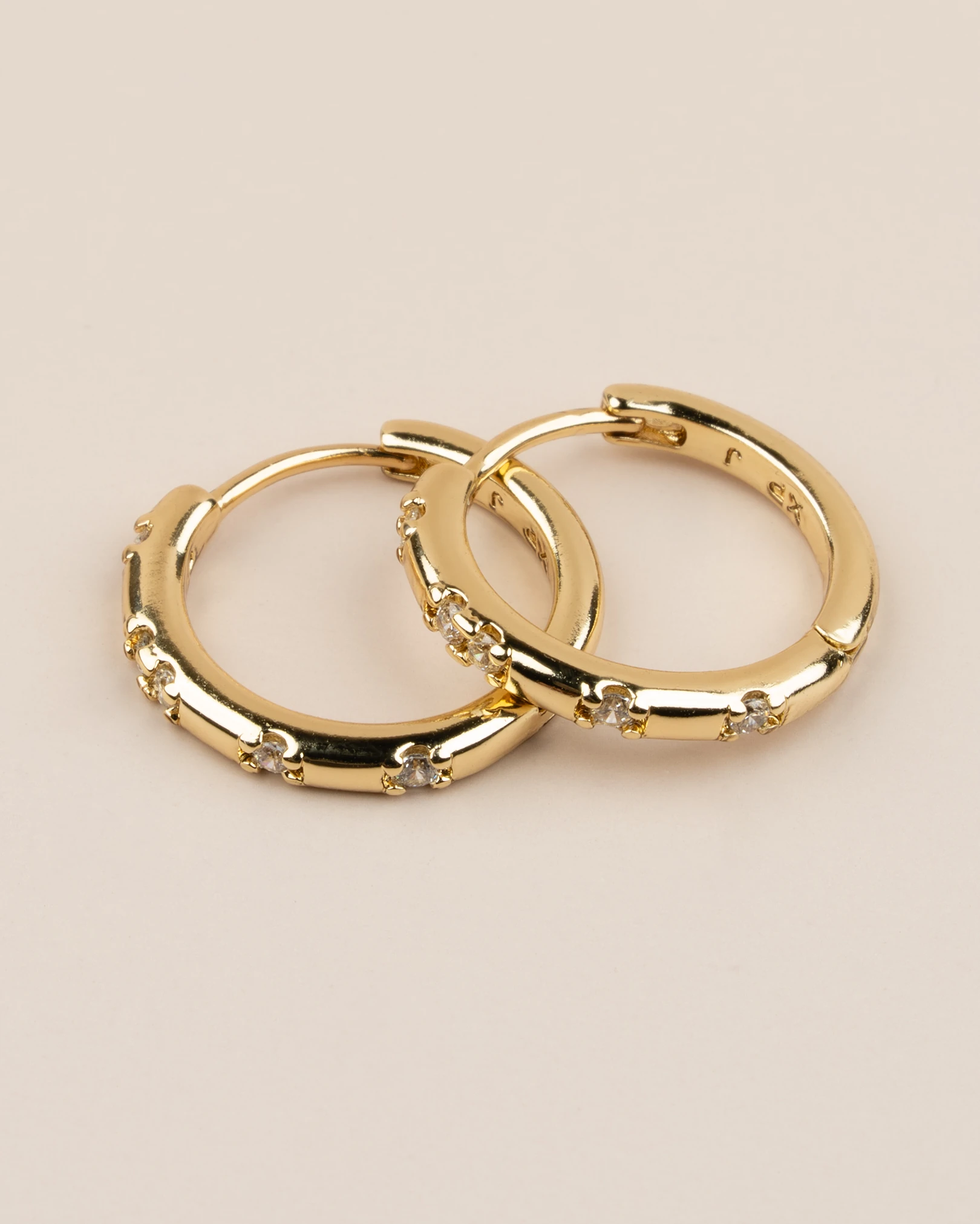 Orlisse Zirkon Taşlı İnce Halka Xuping Küpe