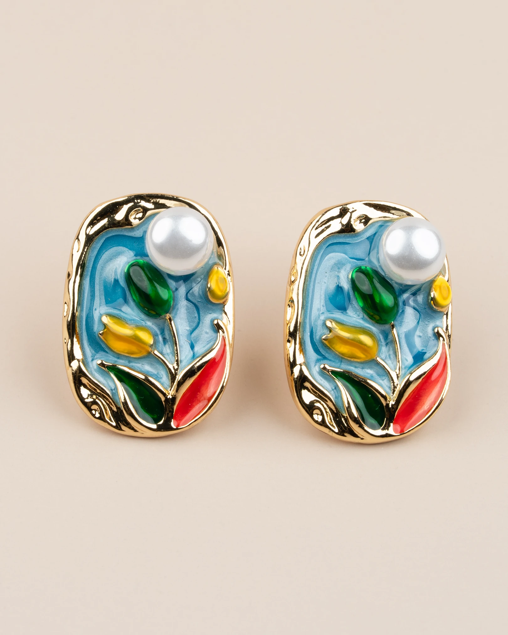 Loriva Lale Motifli İncili Sanat Küpe