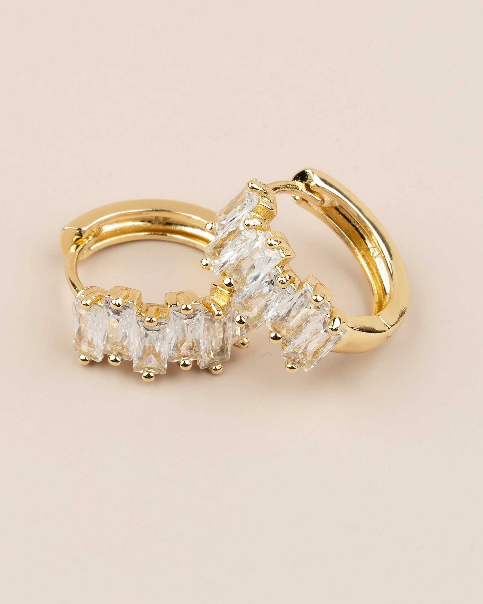 Zyra Baget Taşlı Halka Xuping Küpe