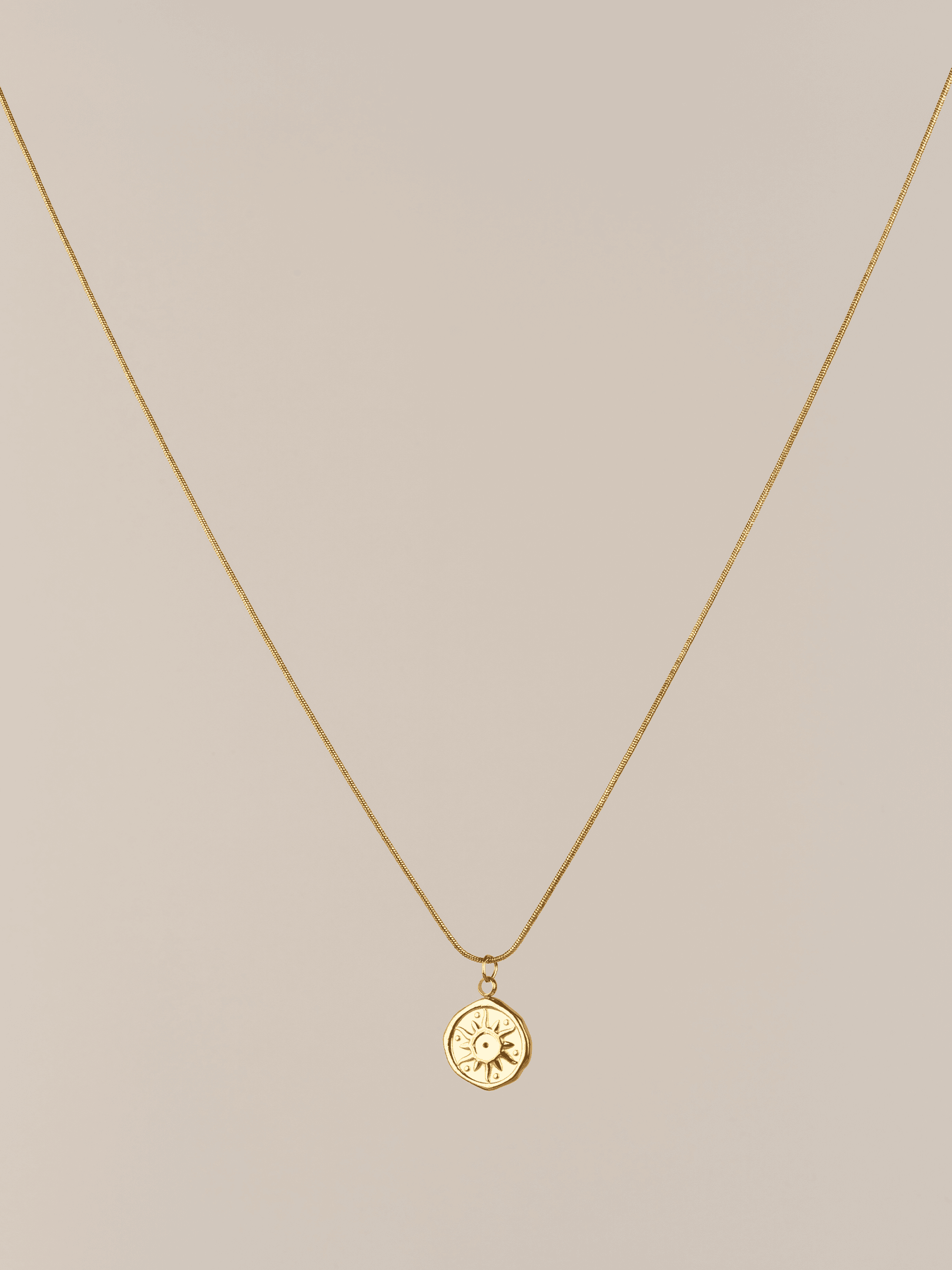Solanis Minimal Güneş Çelik Kolye - Gold