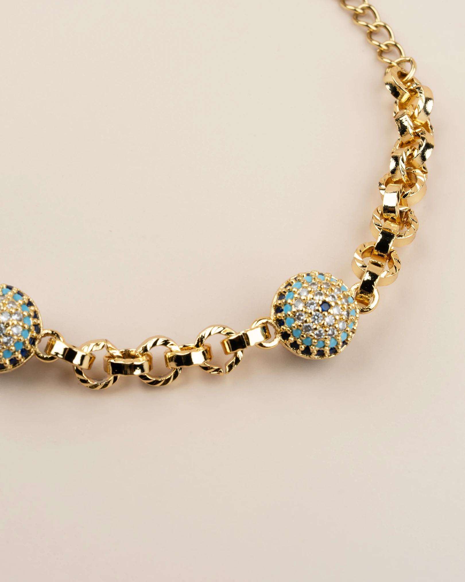 Auravia Gömme Taşlı 3 Nazar Boncuklu 14K Xuping Bileklik