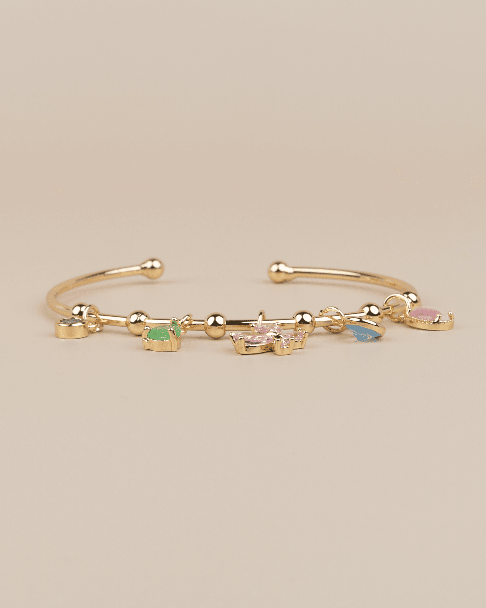 Ayarlanabilir Kelebekli Charm Kelepçe Bileklik - Gold