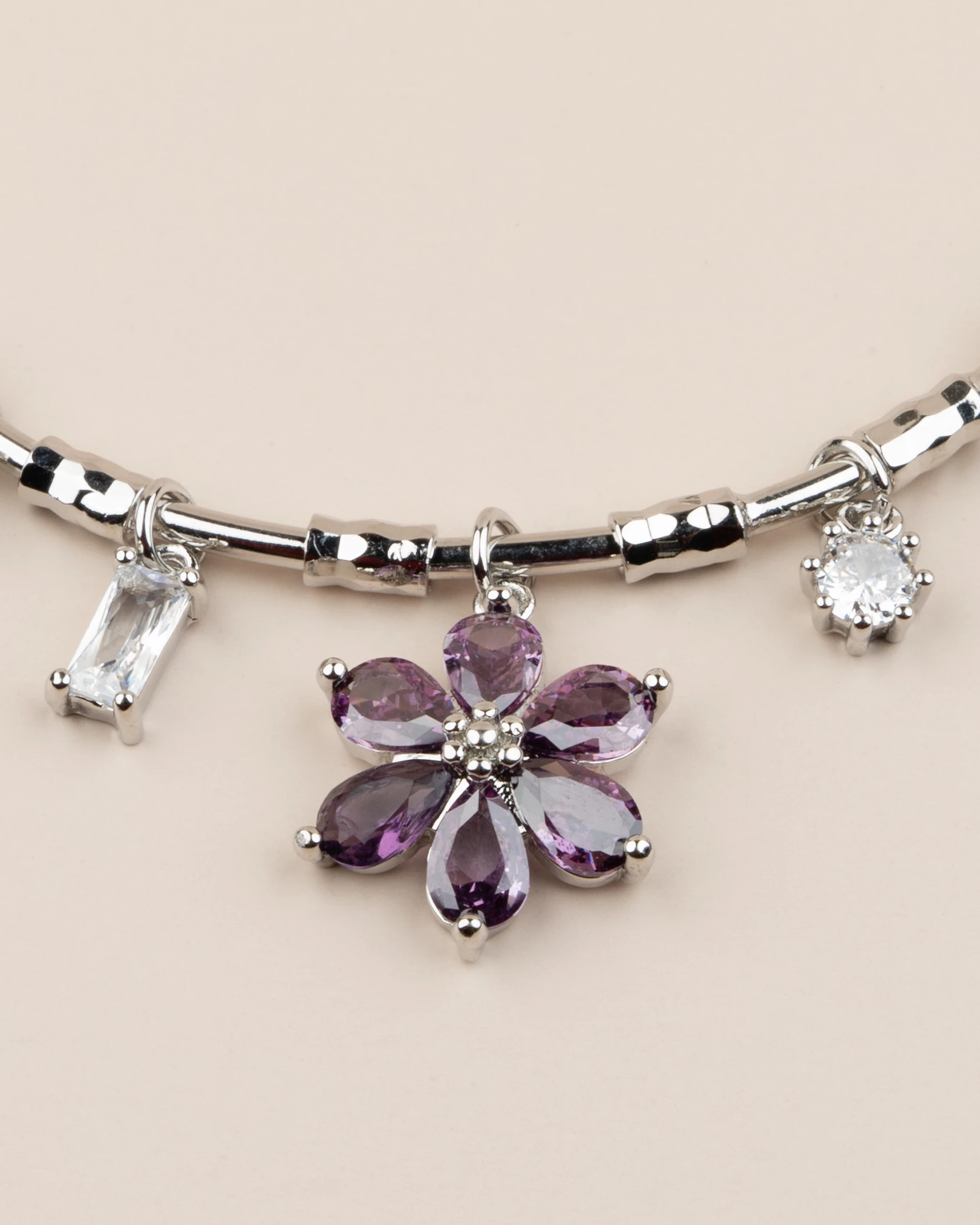 Ayarlanabilir Çiçekli Charm Kelepçe Bileklik - Gümüş