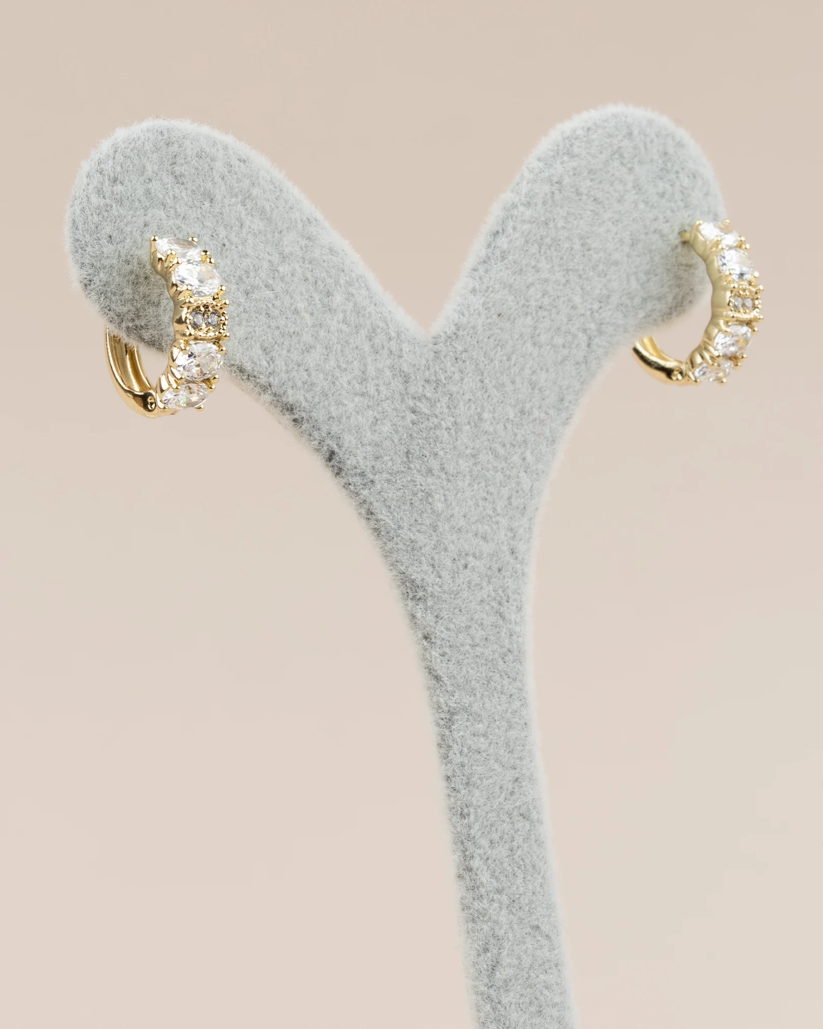 Celvia Minimal Zirkon Taşlı Halka Xuping Küpe