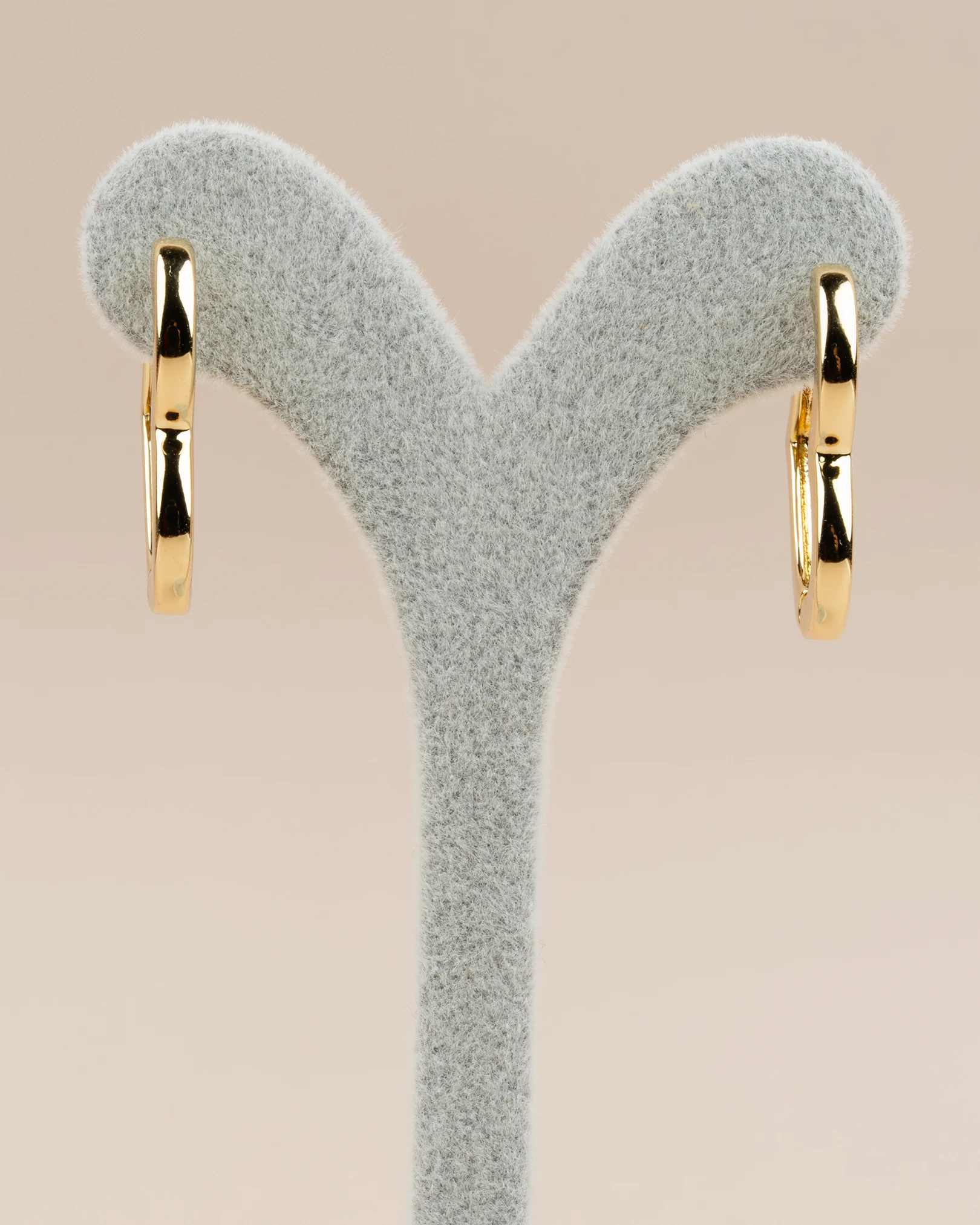 Lovelle Kalpli Halka Çelik Küpe