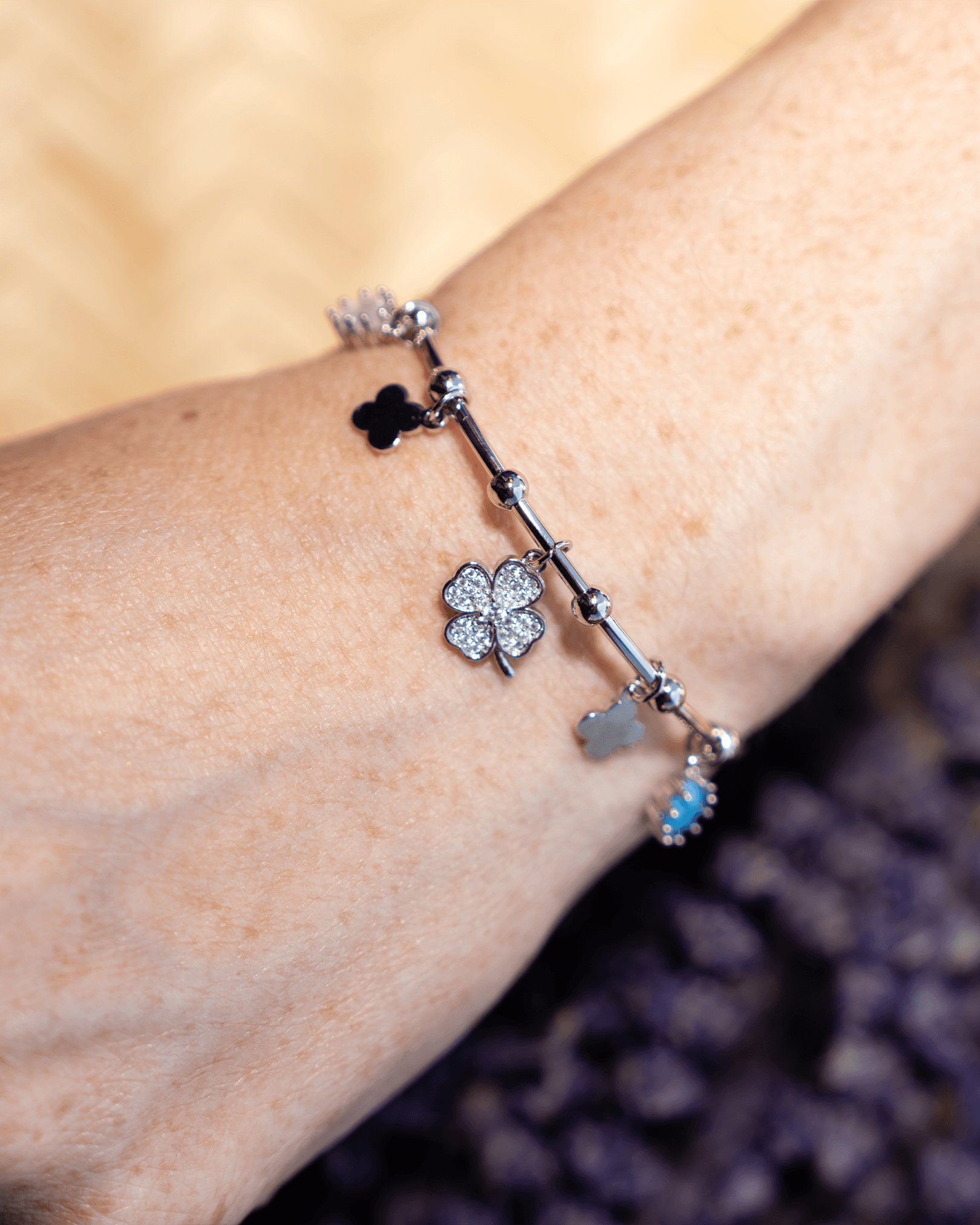 Felina Ayarlanabilir Yonca Charm Kelepçe Bileklik - Gümüş