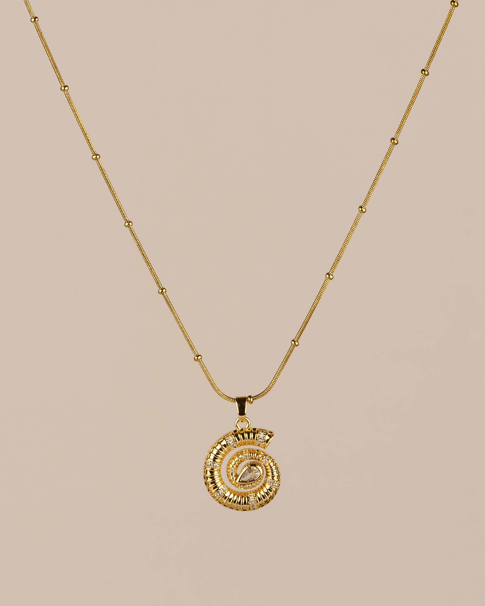 Solvera Spiral Çelik Kolye