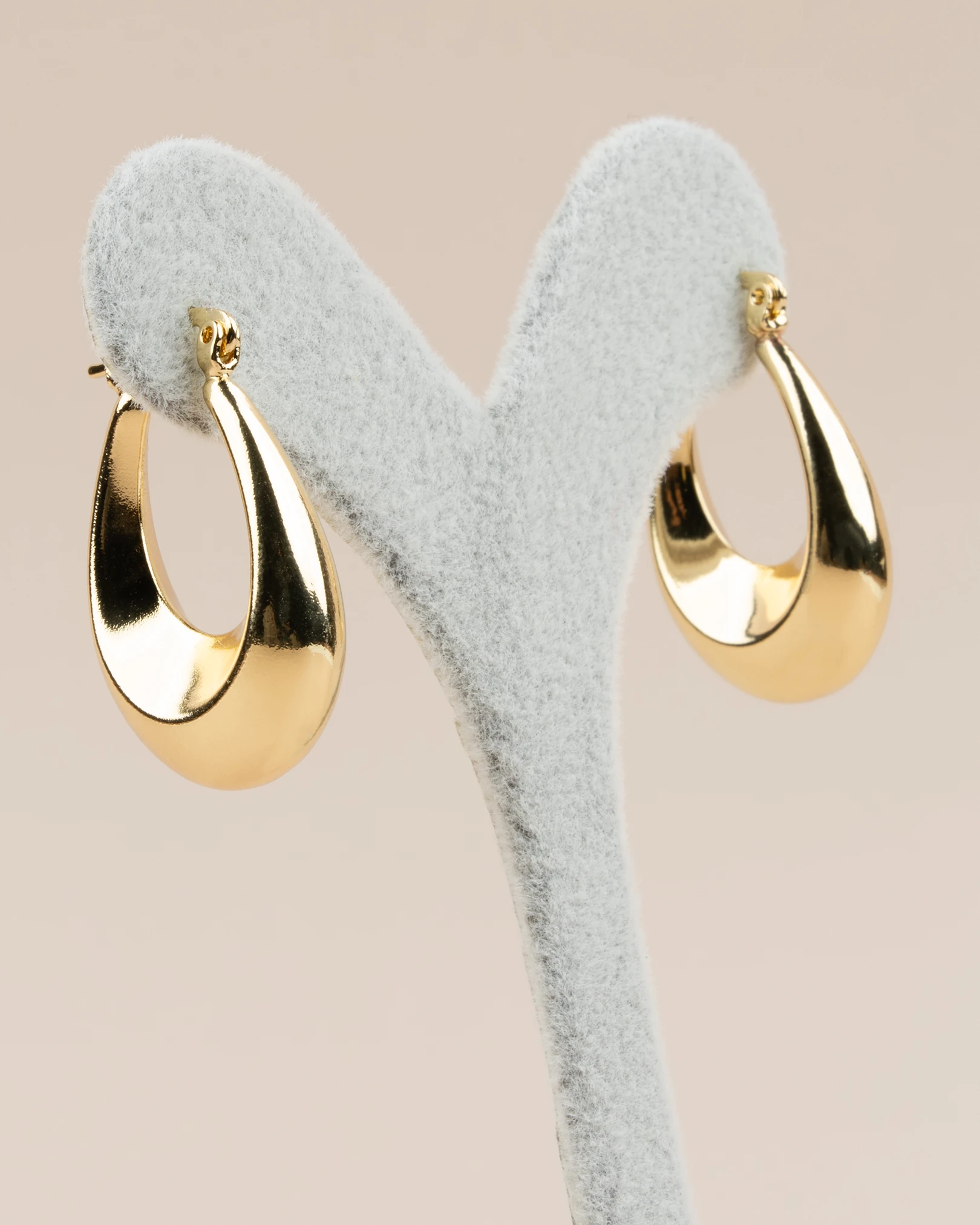 Orvessa Oval Halka Çelik Küpe