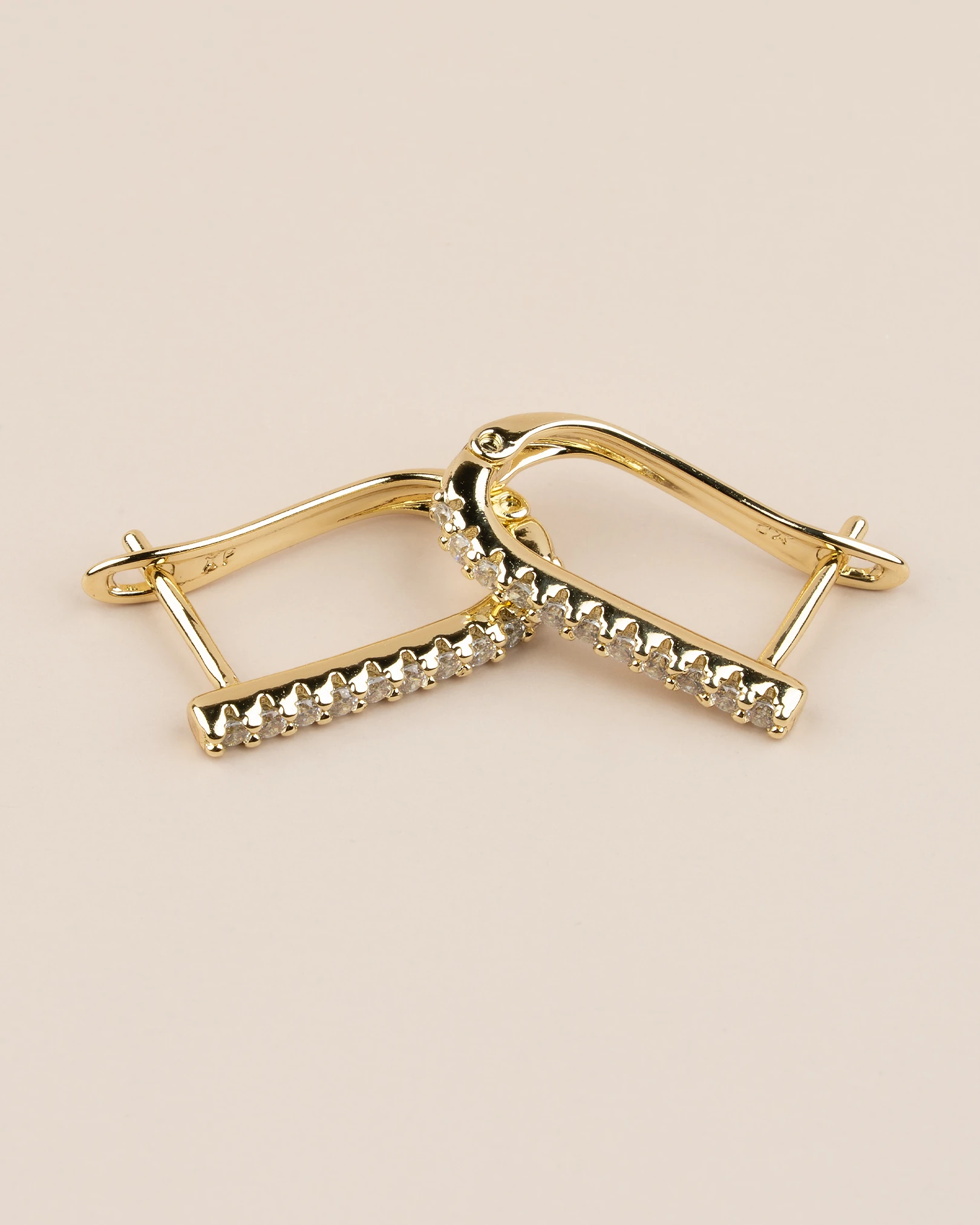 Serenelle Gömme Zirkon Taşlı İnce U Xuping Küpe