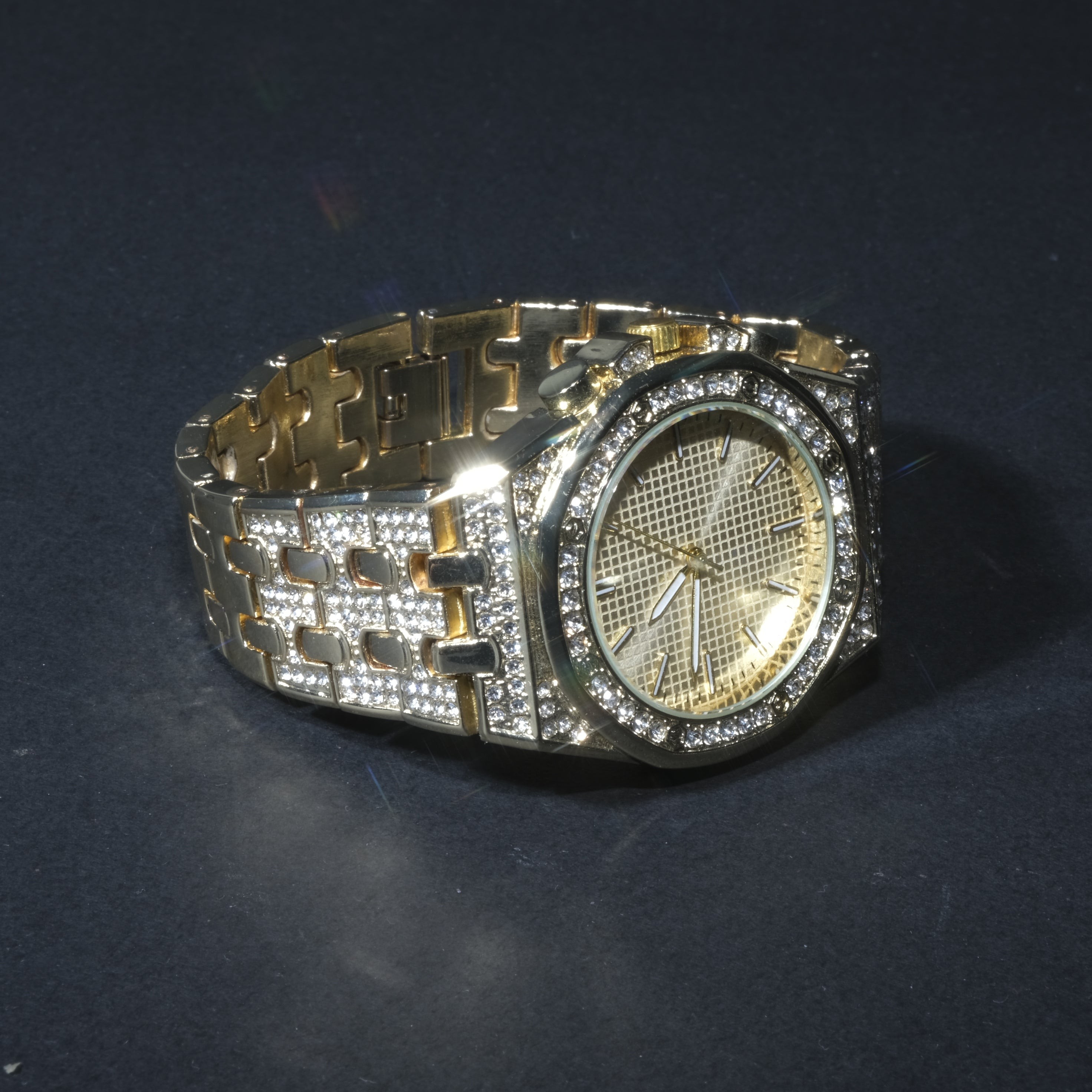 Iced Out Aude Case Watch (Gold)