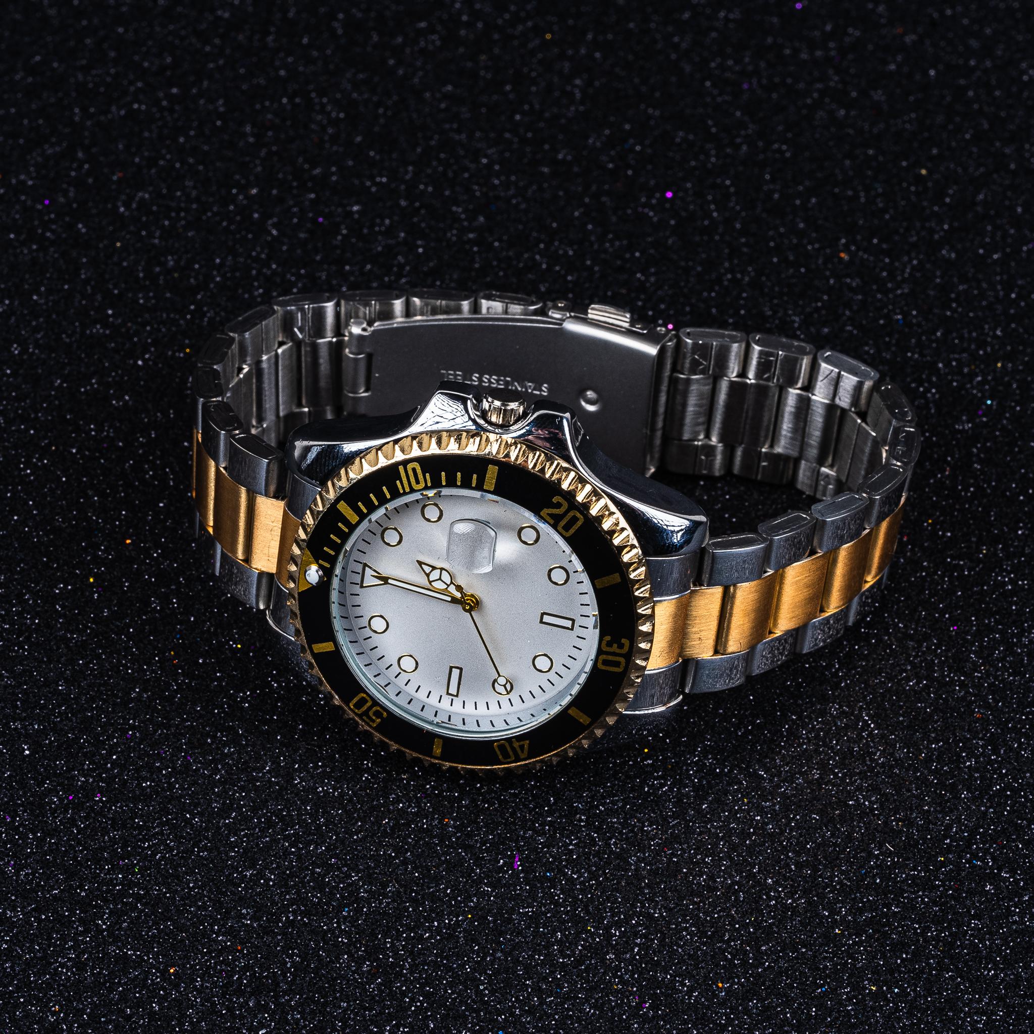 Submariner Case Saat 