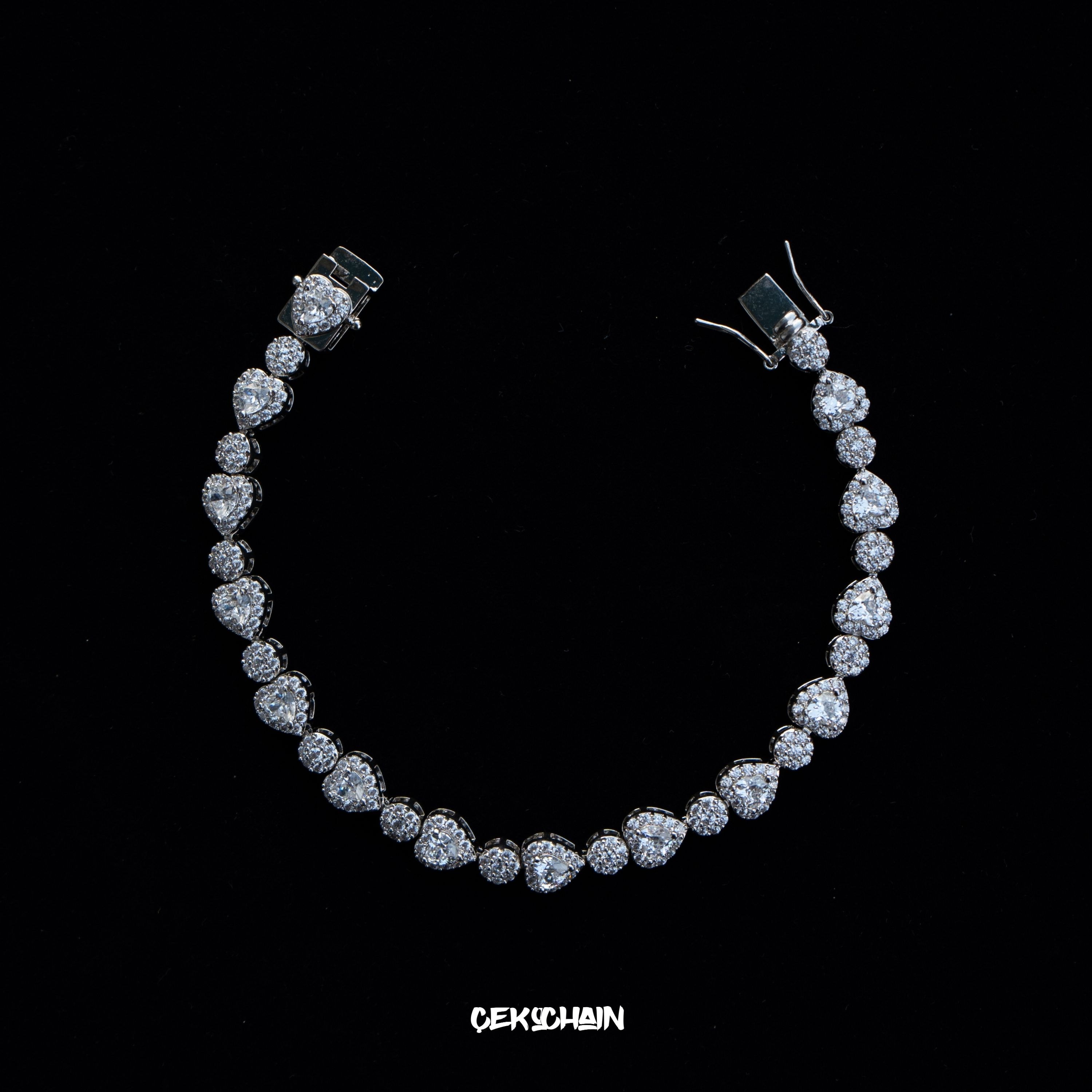Kalpli Su Yolu Bileklik (18K White Gold Plated))