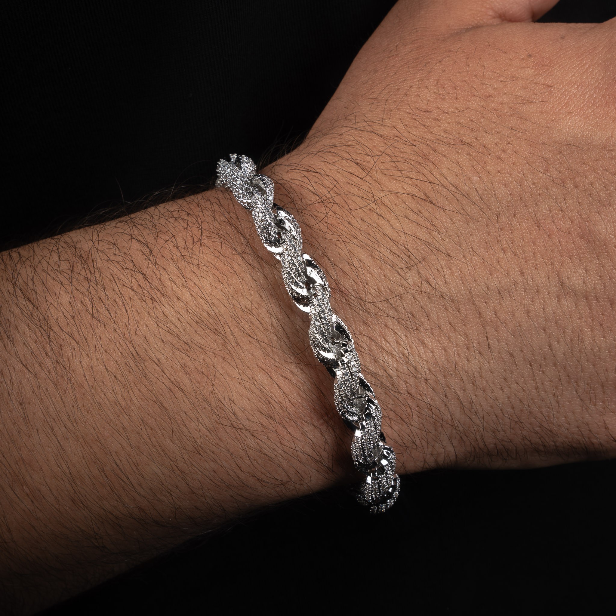 Iced Out 8mm Rope Bileklik (18K White Gold Plated)